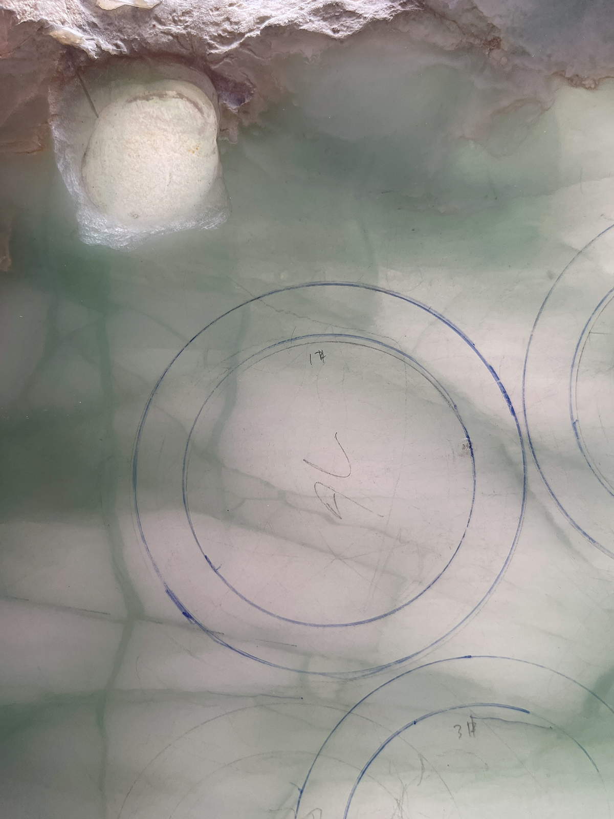 翡翠板料，⭕️正圈最大做60，圆条最大做56 ；有起货图