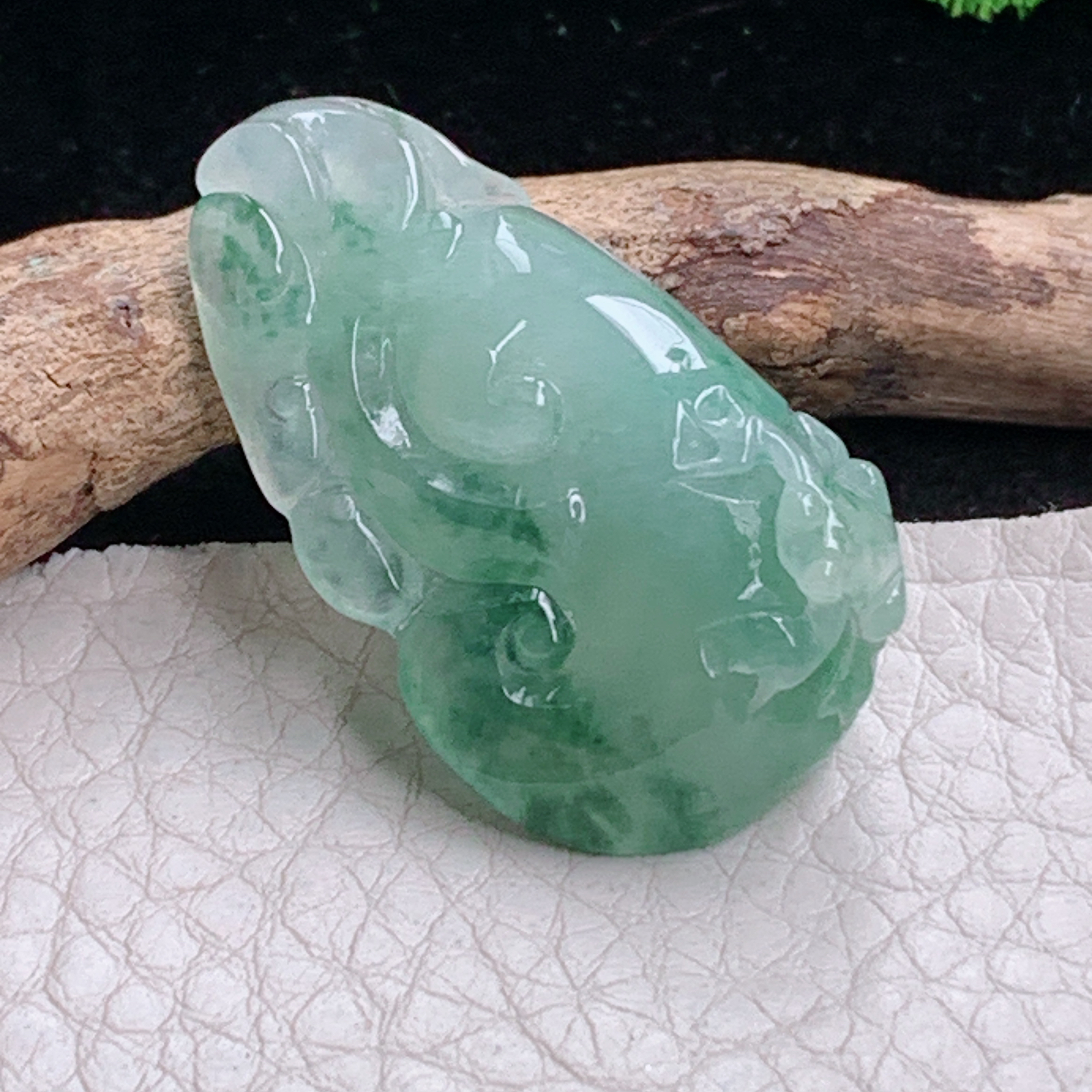 ajj实拍35.5*20*11天然缅甸翡翠精雕冰飘花玉如意 招财事事顺玉吊坠 玉挂件