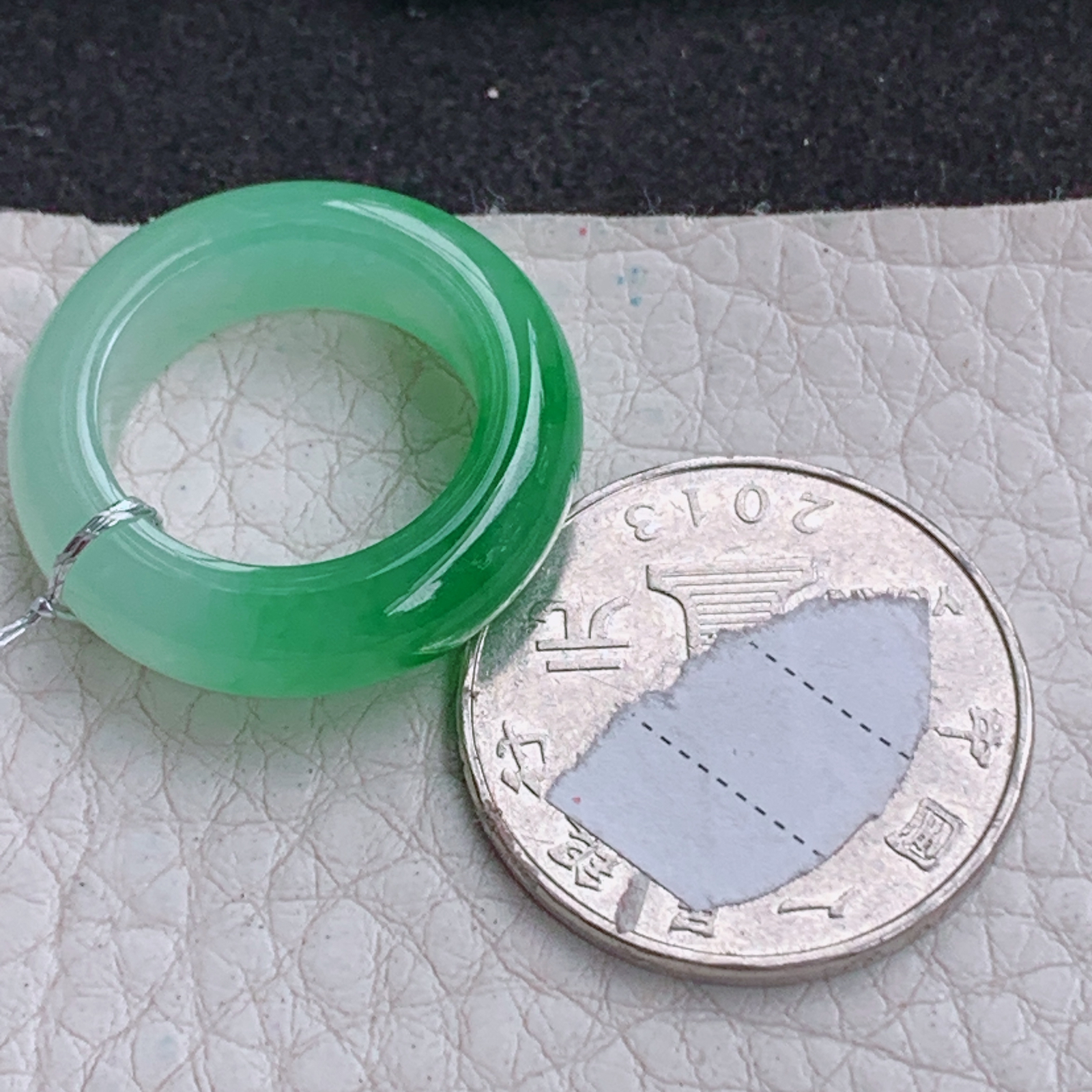 qxm实拍16.8*6.4*4.5缅甸翡翠辣阳绿16.8mm内径指环 玉戒指