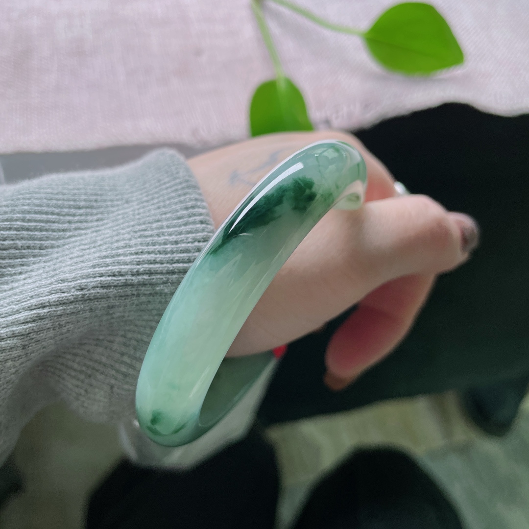 58.2/12.5/8.5，飘花，水润，细腻，甜美，优雅，灵动，雅致，贵气，无裂，ss48376a