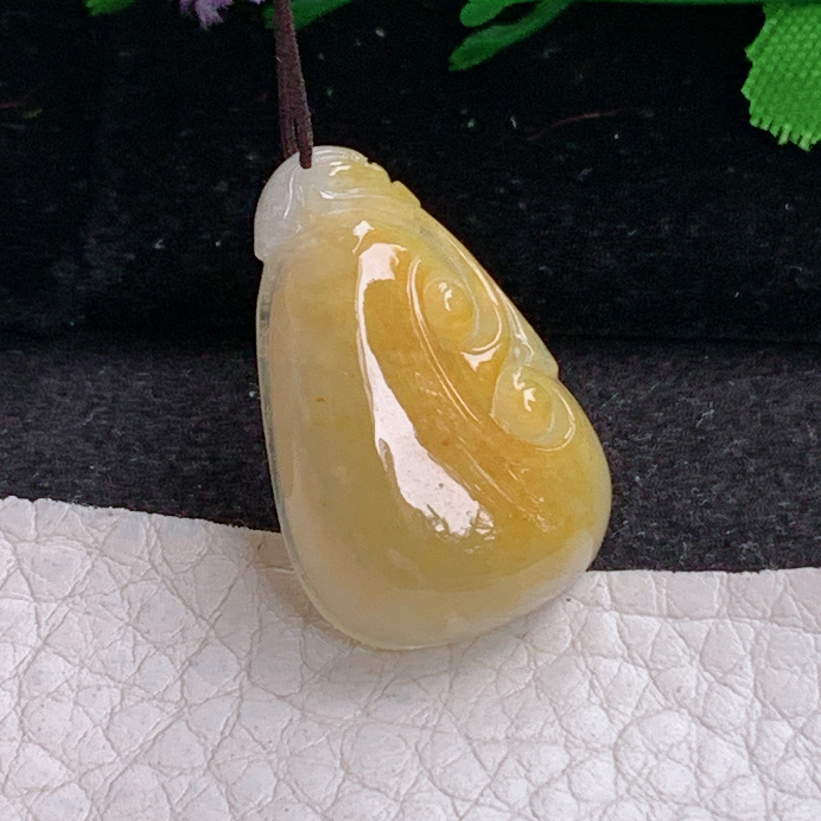 ajj实拍27*17.8*7天然缅甸翡翠精雕冰黄饱满招财黄如意玉吊坠 玉挂件