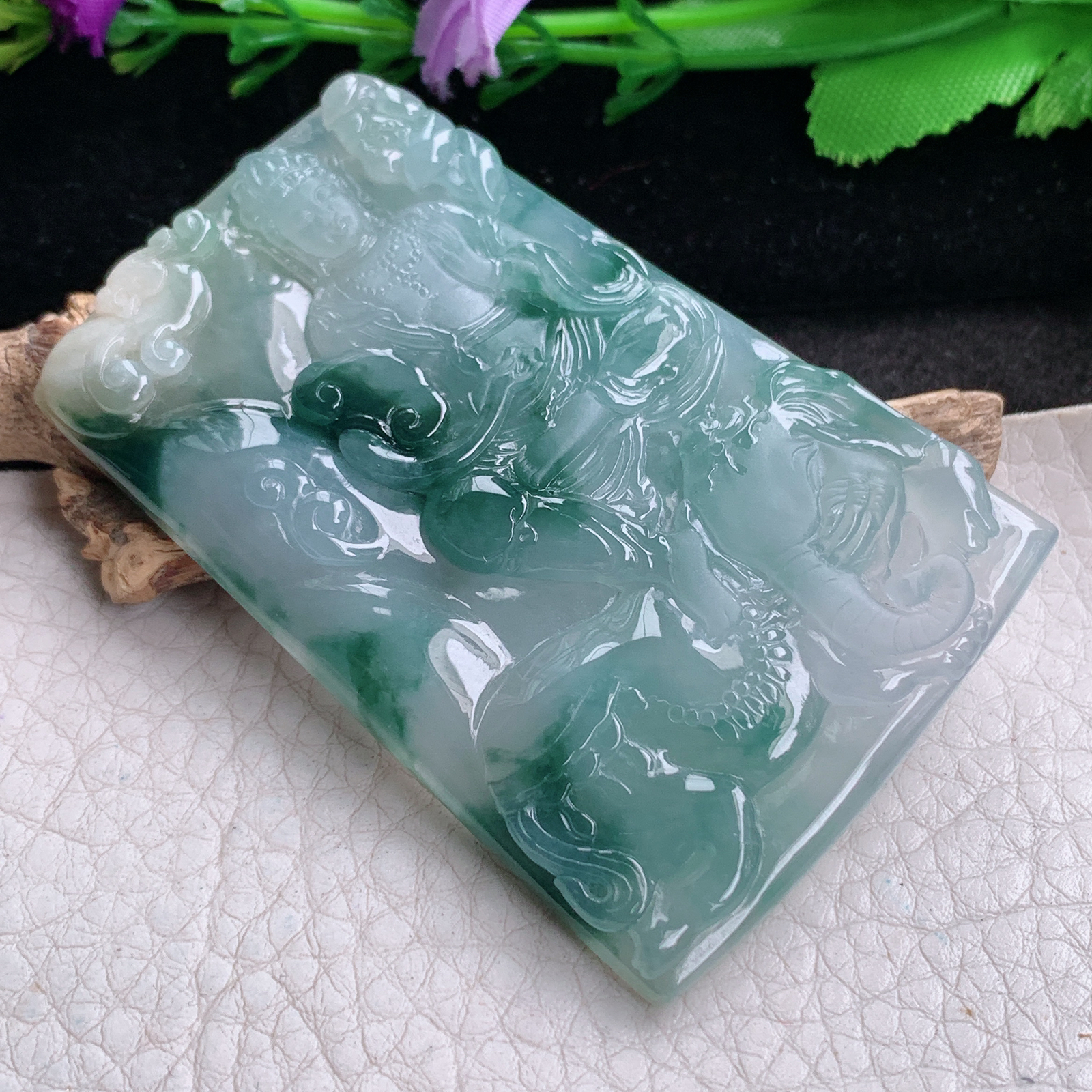 ktj实拍66.6*44*6天然缅甸翡翠精雕冰飘花普贤菩萨 生肖守护神玉吊坠 玉挂件