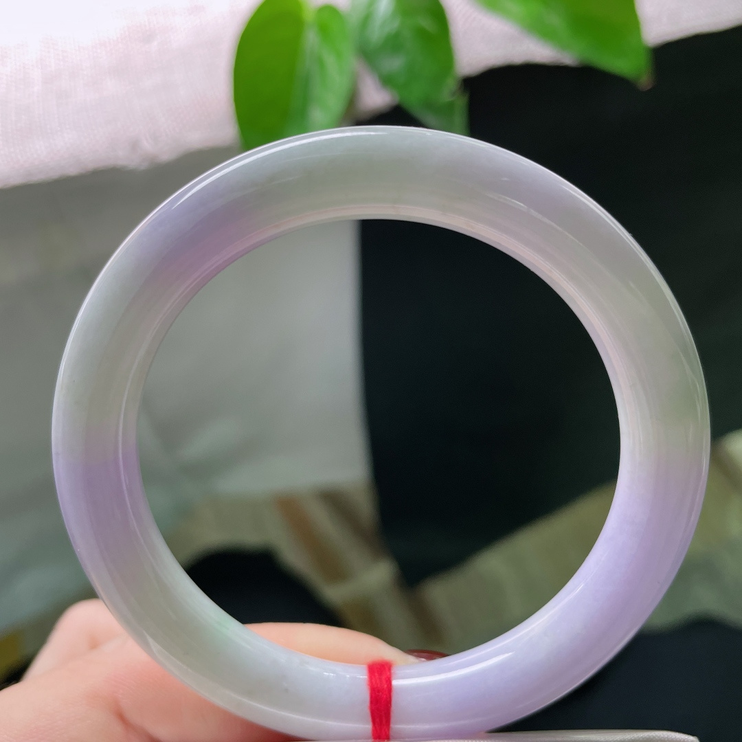 56.2/9.4，紫罗兰圆条，水头好，肉质细腻干净，紫气东来，财运亨通。皮纹，ss50511a