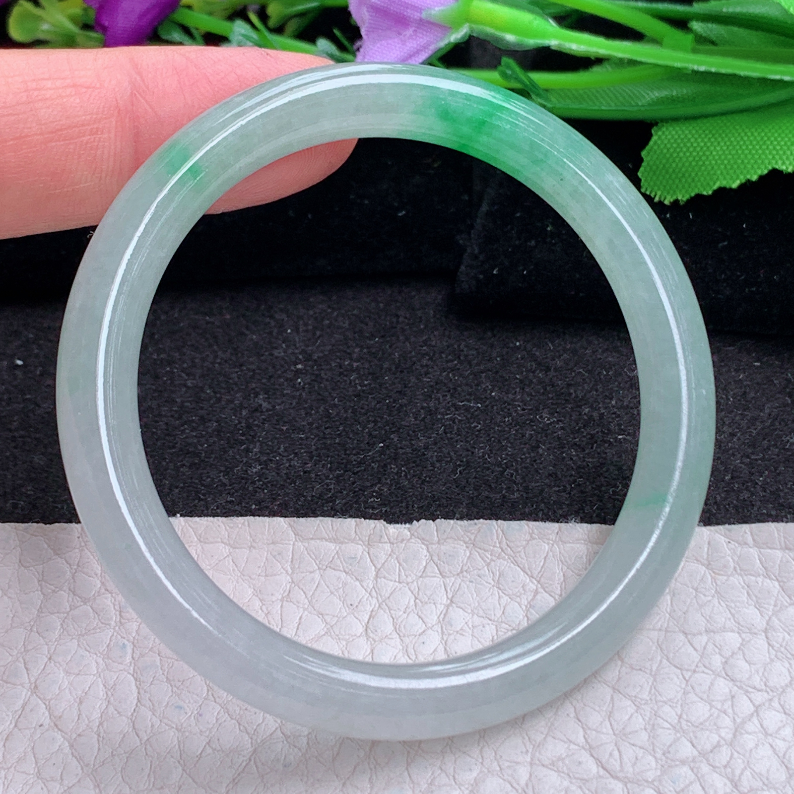 ay小圈口49*6.7*7叮当镯 天然缅甸翡翠a货手镯飘阳绿圆条玉镯子