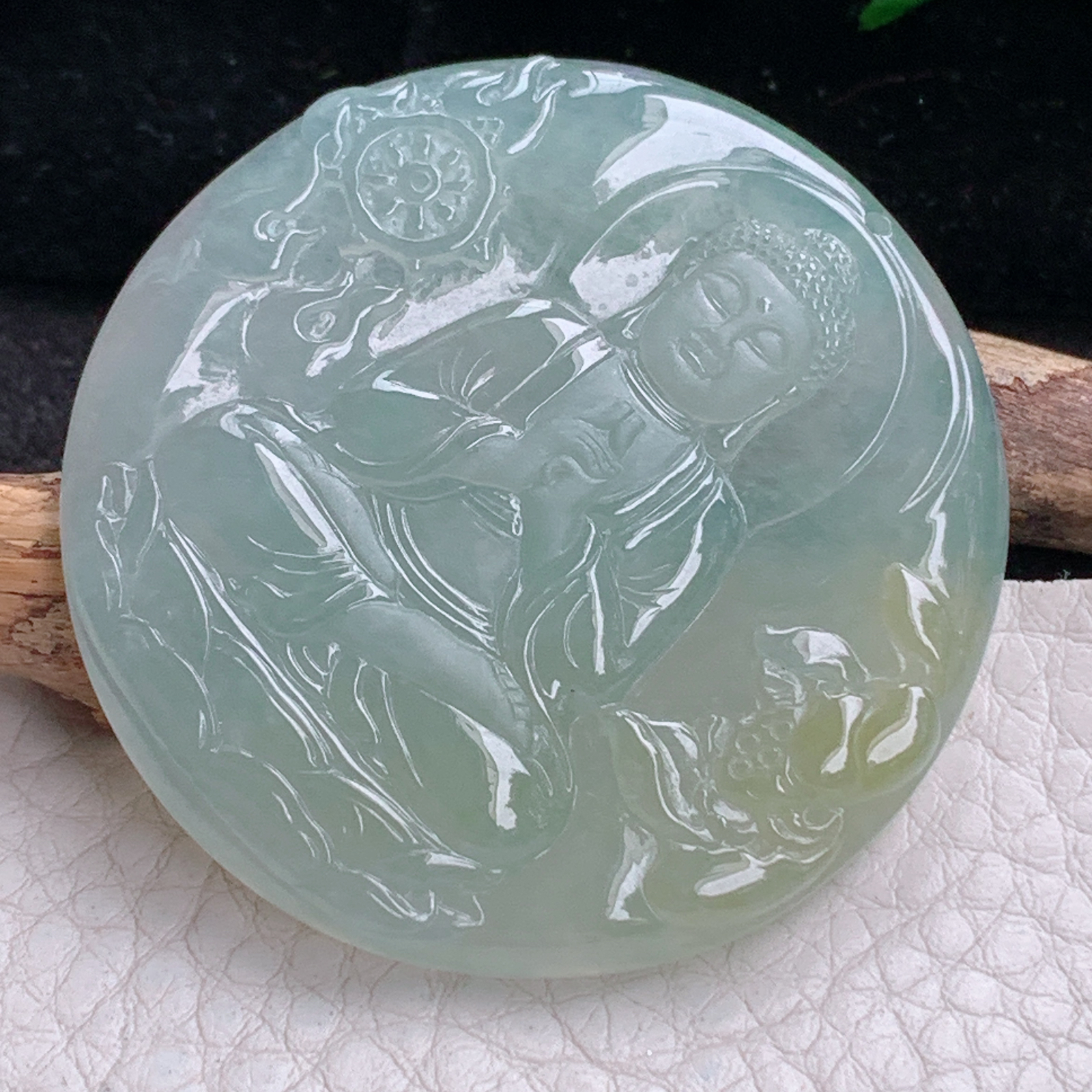 ktj实拍46.6*5天然缅甸翡翠精雕冰双彩大日如来佛祖 花开见佛玉吊坠 玉挂件