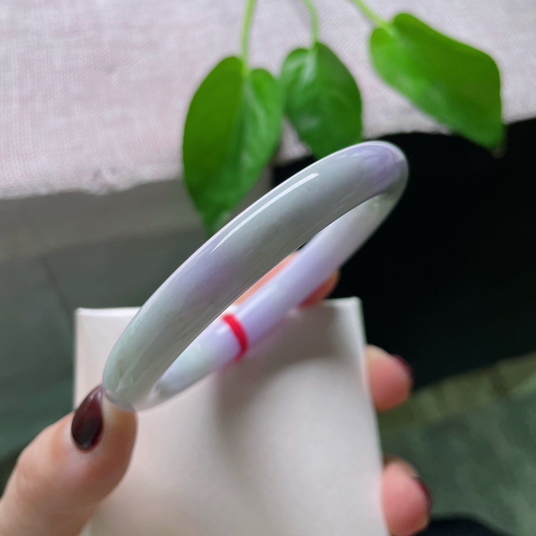 56.2/9.4，紫罗兰圆条，水头好，肉质细腻干净，紫气东来，财运亨通。皮纹，ss50511a