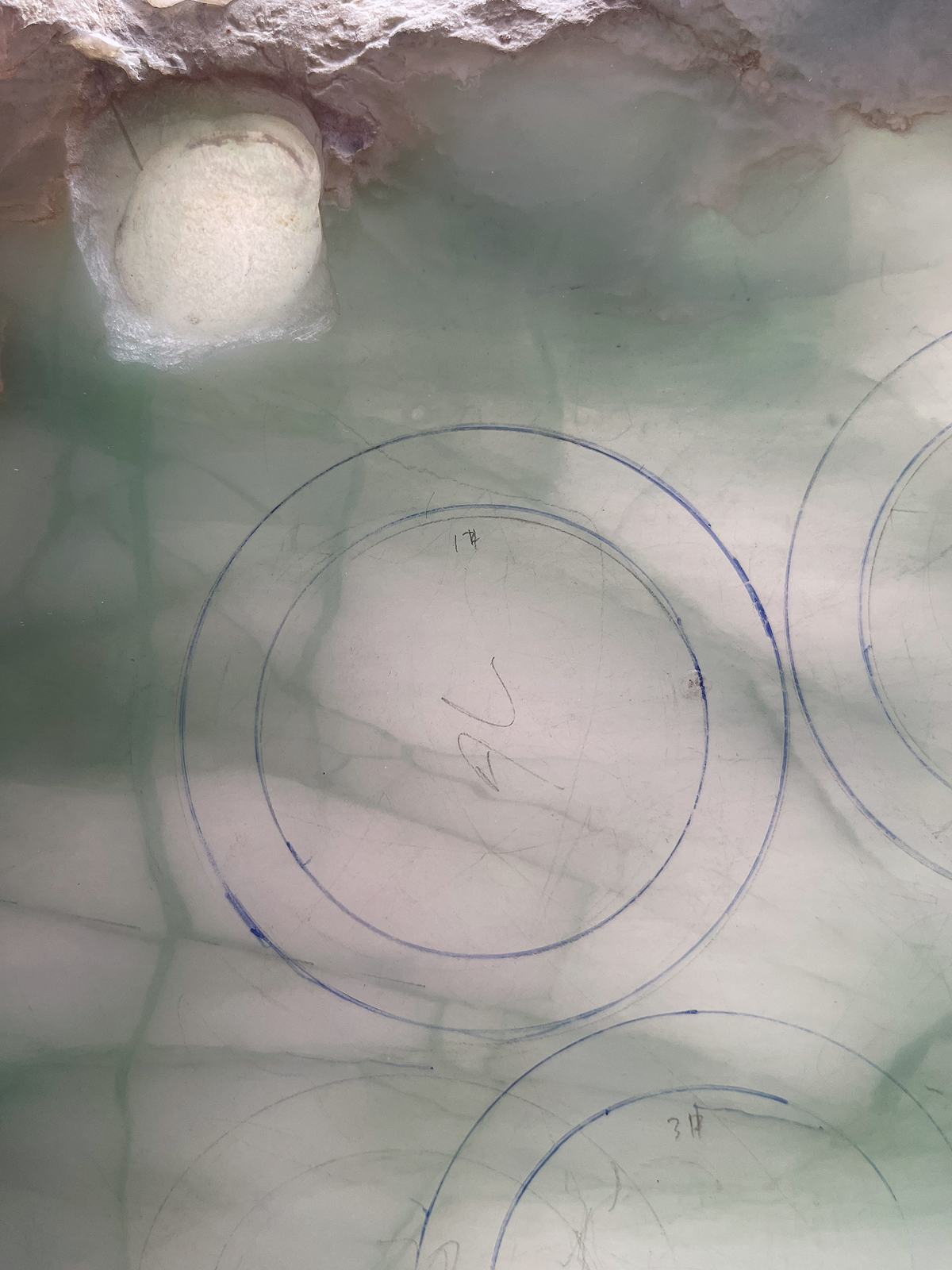 翡翠板料，⭕️正圈最大做60，圆条最大做56 ；有起货图