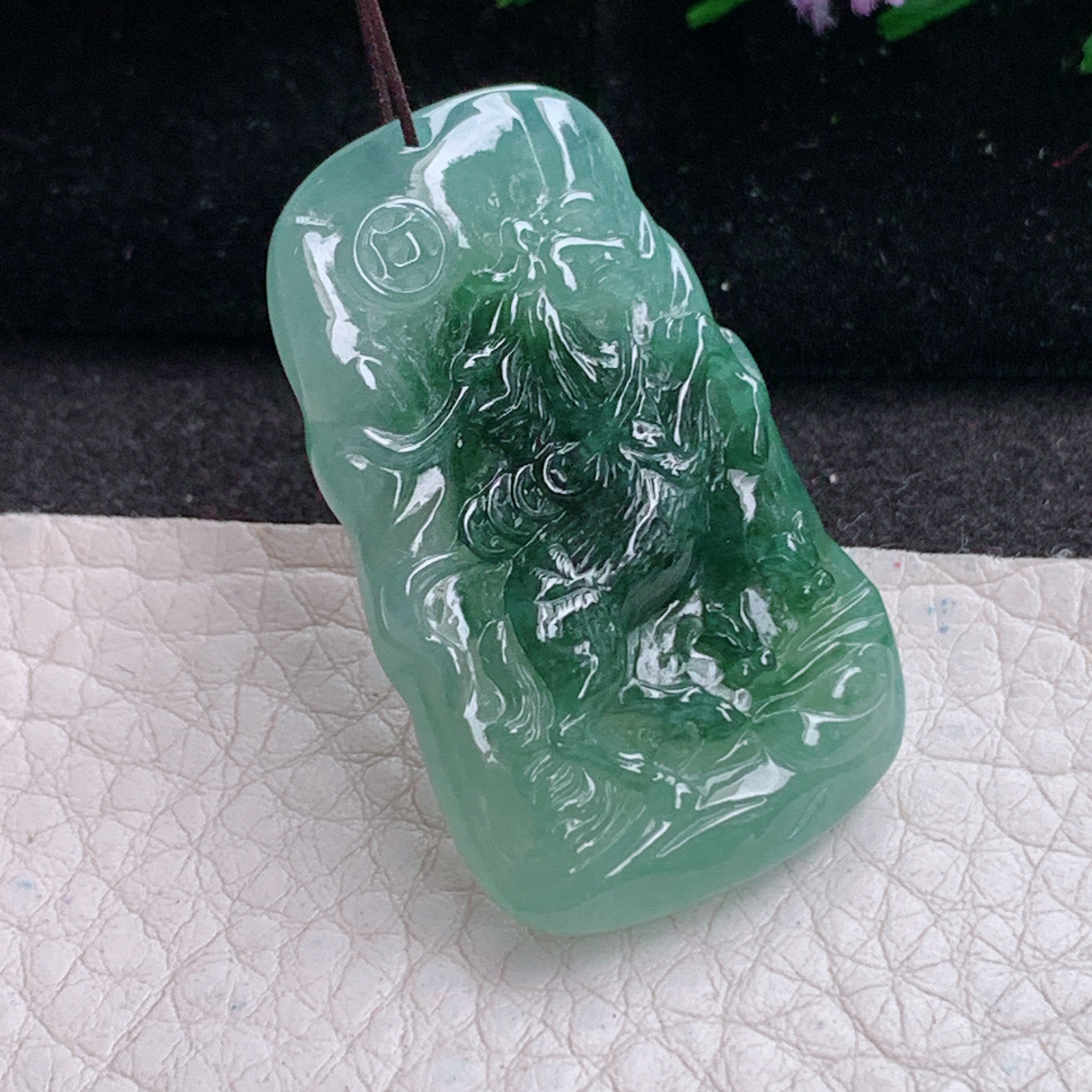 ktj实拍39.5*23.8*6天然缅甸翡翠精雕冰润马上发财 生肖马玉吊坠 玉挂件