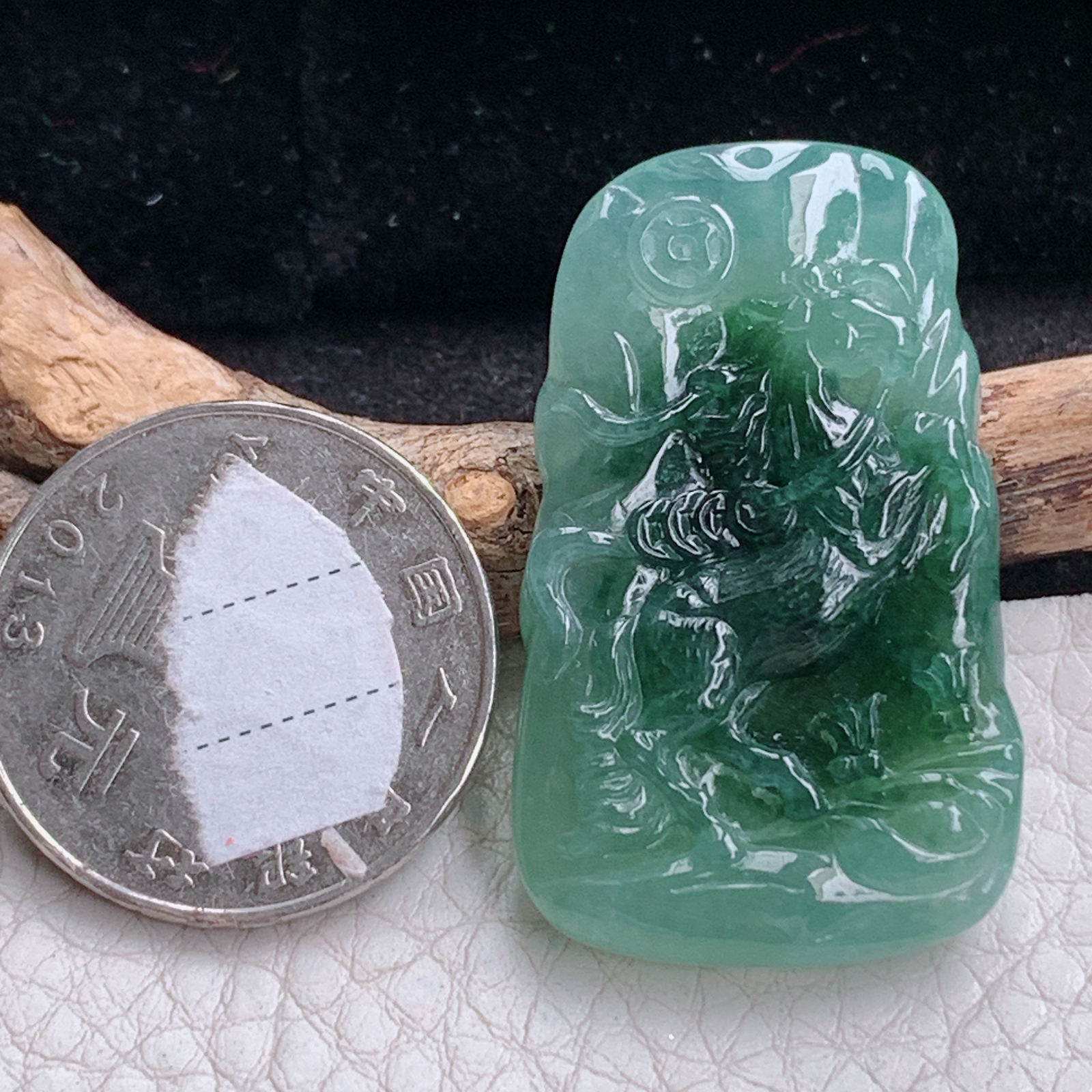 ktj实拍39.5*23.8*6天然缅甸翡翠精雕冰润马上发财 生肖马玉吊坠 玉挂件