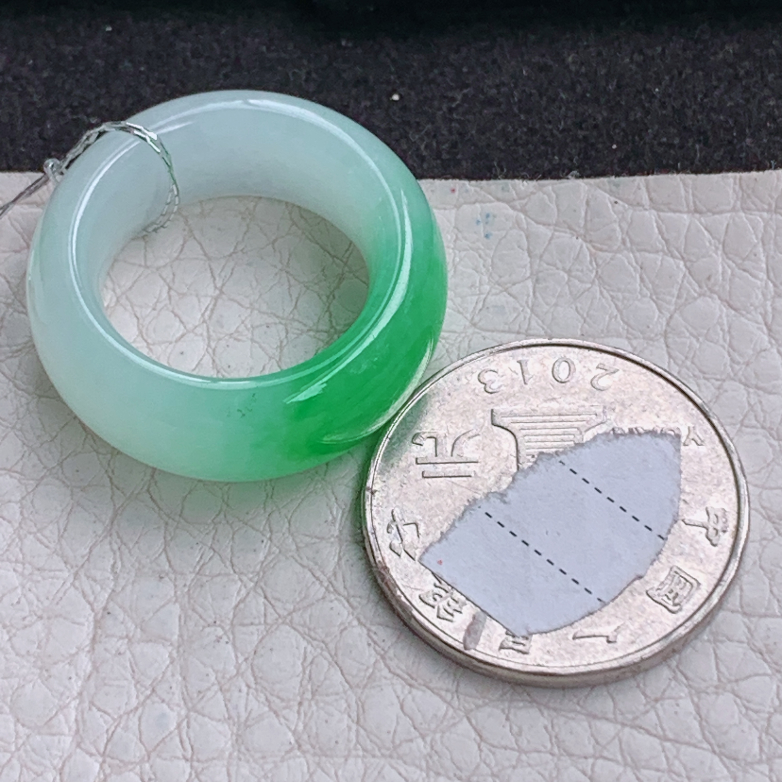 qxm实拍18*9.8*5缅甸翡翠冰飘花18mm内径大气轮胎款指环 玉戒指