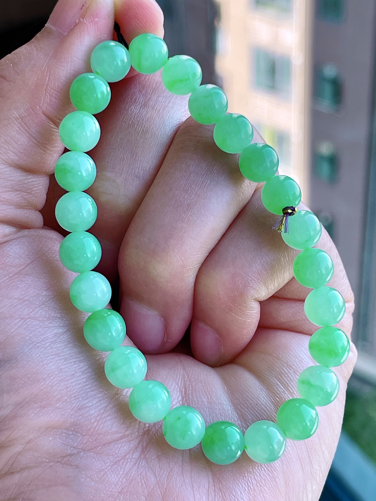 【珠子】冰晴绿手串圆珠珠子手串
【说明】缅料 性价比高  
【尺寸】7.3mm..