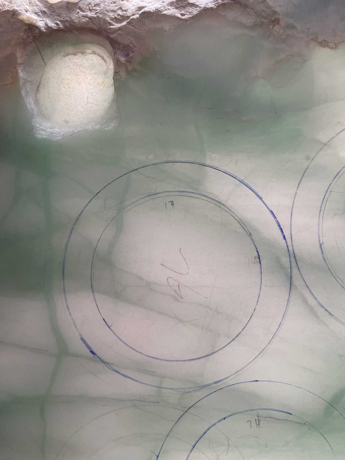 翡翠板料，⭕️正圈最大做60，圆条最大做56 ；有起货图