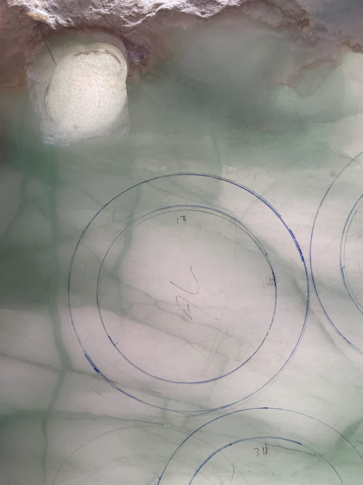 翡翠板料，⭕️正圈最大做60，圆条最大做56 ；有起货图