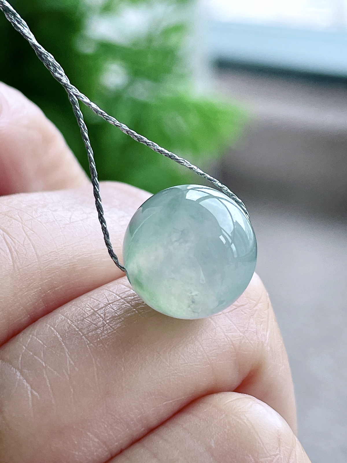 【裸石】冰飘花珠子圆珠珠子单珠吊坠
【说明】缅料 性价比高  
【尺寸】12.5mm..