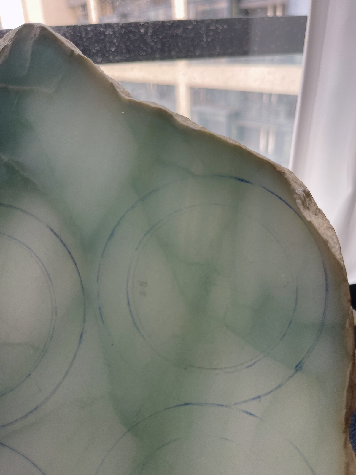 翡翠板料，⭕️正圈最大做56，圆条最大做52；有起货图