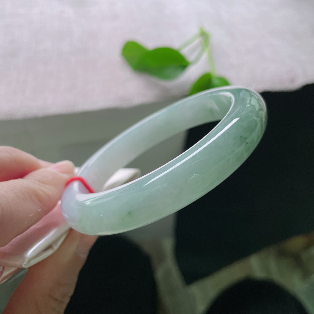 58.8/11.8/8.7，油绿底正圈，种老，颜色由浅入深，过渡自然，一点皮纹不显，ss50607a