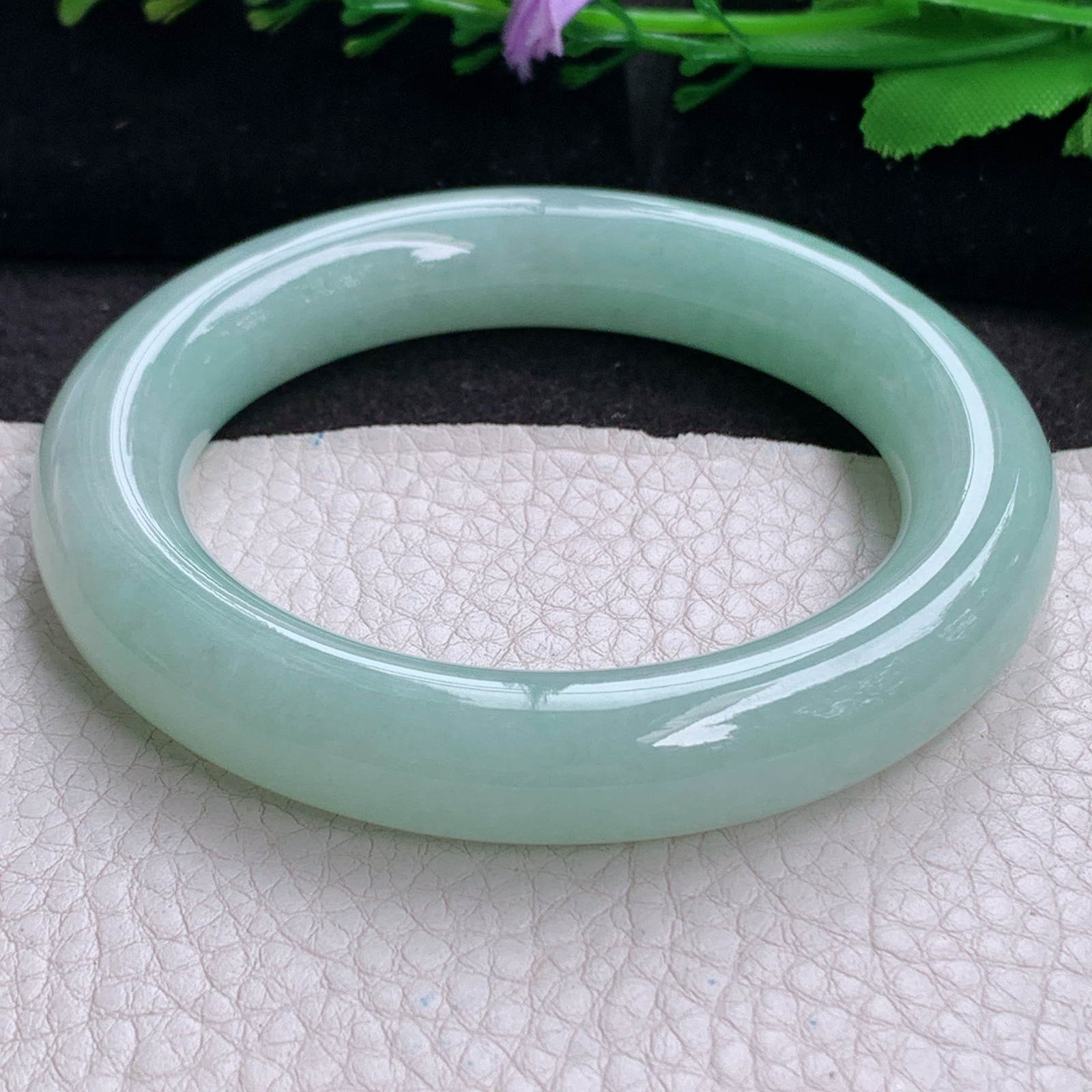 nr实拍57.5*12胖圆镯 天然缅甸翡翠a货手镯甜绿圆条大气玉镯子