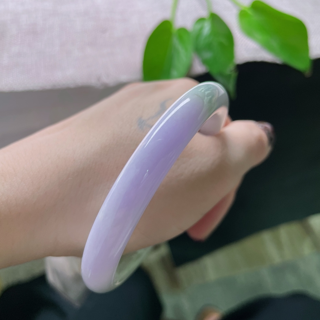 56.2/9.4，紫罗兰圆条，水头好，肉质细腻干净，紫气东来，财运亨通。皮纹，ss50511a