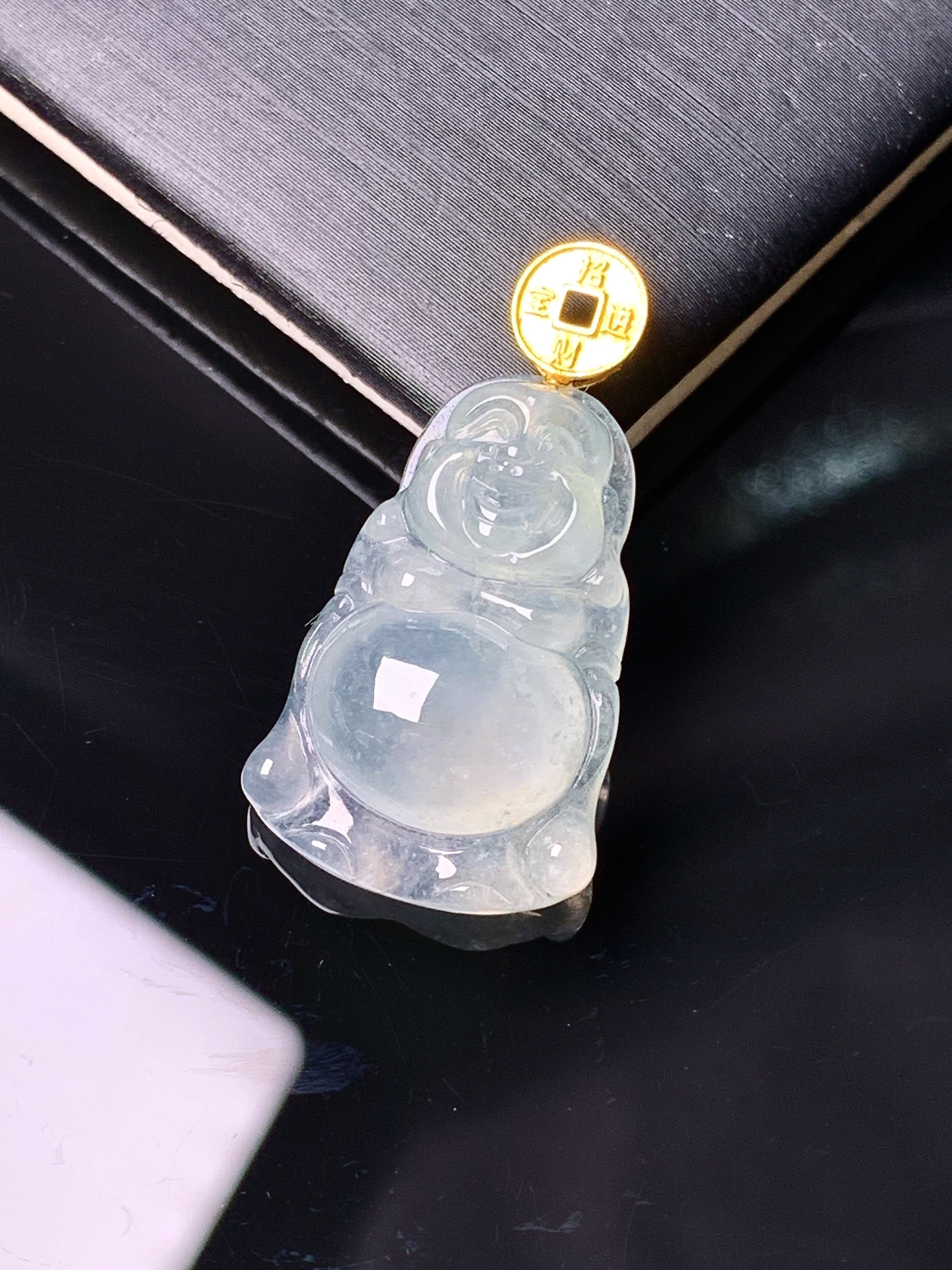 18k金镶嵌冰种佛公吊坠 玉质细腻 色泽艳丽清新 水润亮眼 整体尺寸30.2*15.7*6m1