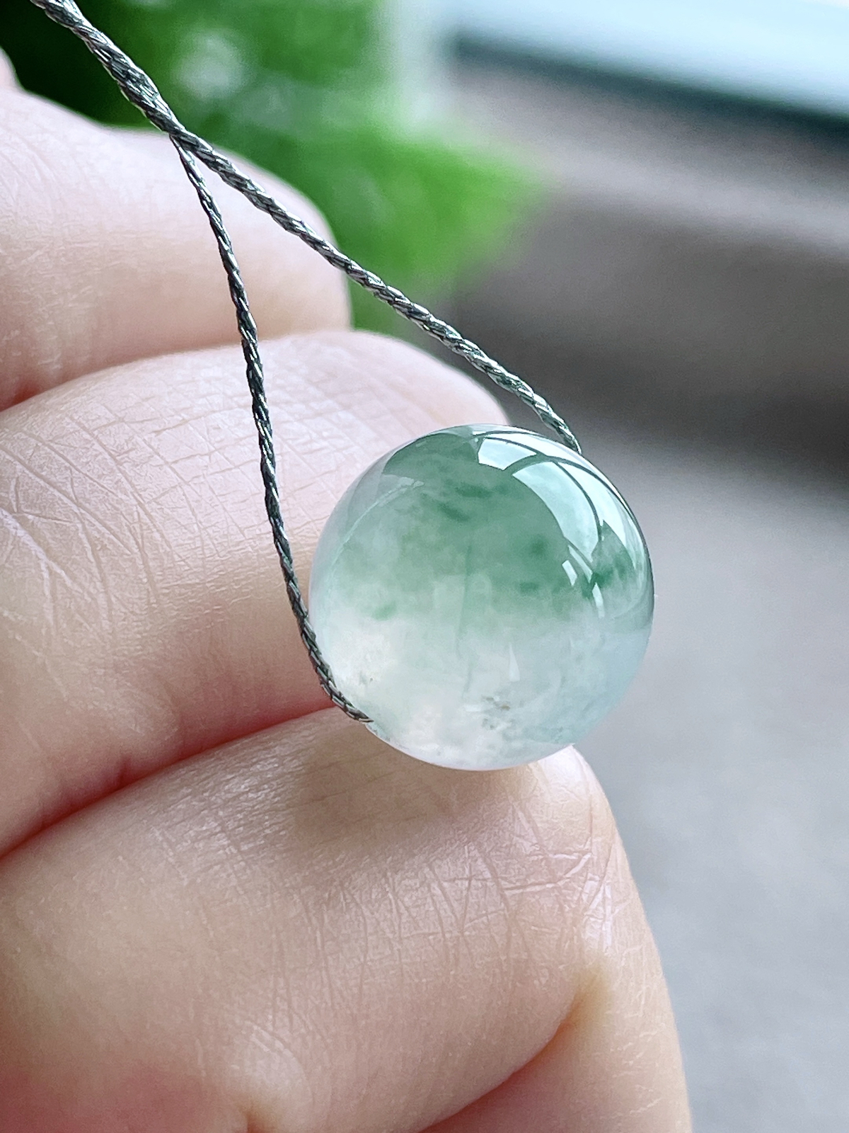 【裸石】冰飘花珠子圆珠珠子单珠吊坠
【说明】缅料 性价比高  
【尺寸】12.5mm..