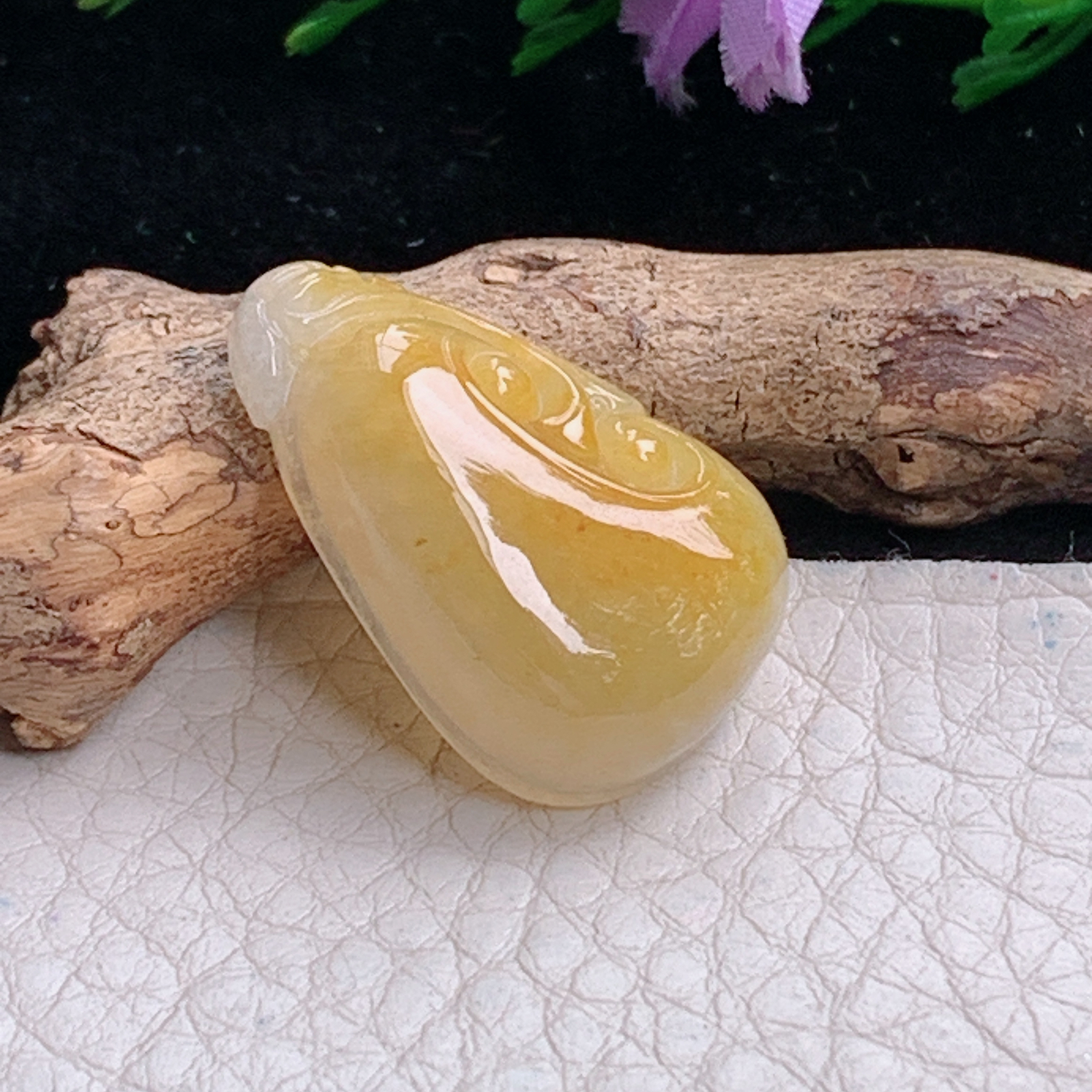 ajj实拍27*17.8*7天然缅甸翡翠精雕冰黄饱满招财黄如意玉吊坠 玉挂件