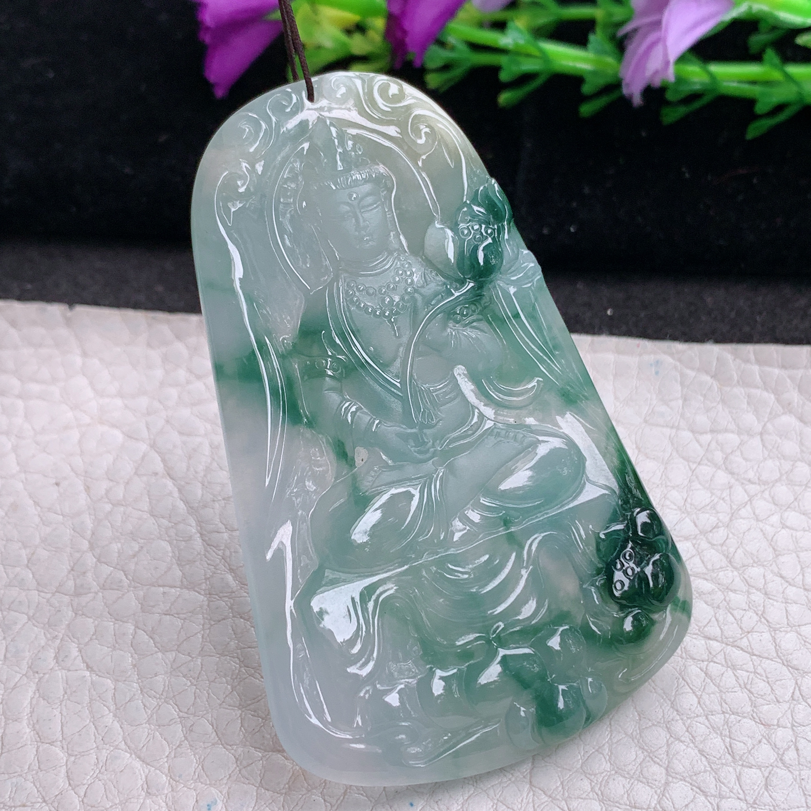 ktj实拍68.5*43.6*5.8天然缅甸翡翠精雕冰飘花持莲观音 豔玉观音玉吊坠 玉挂件