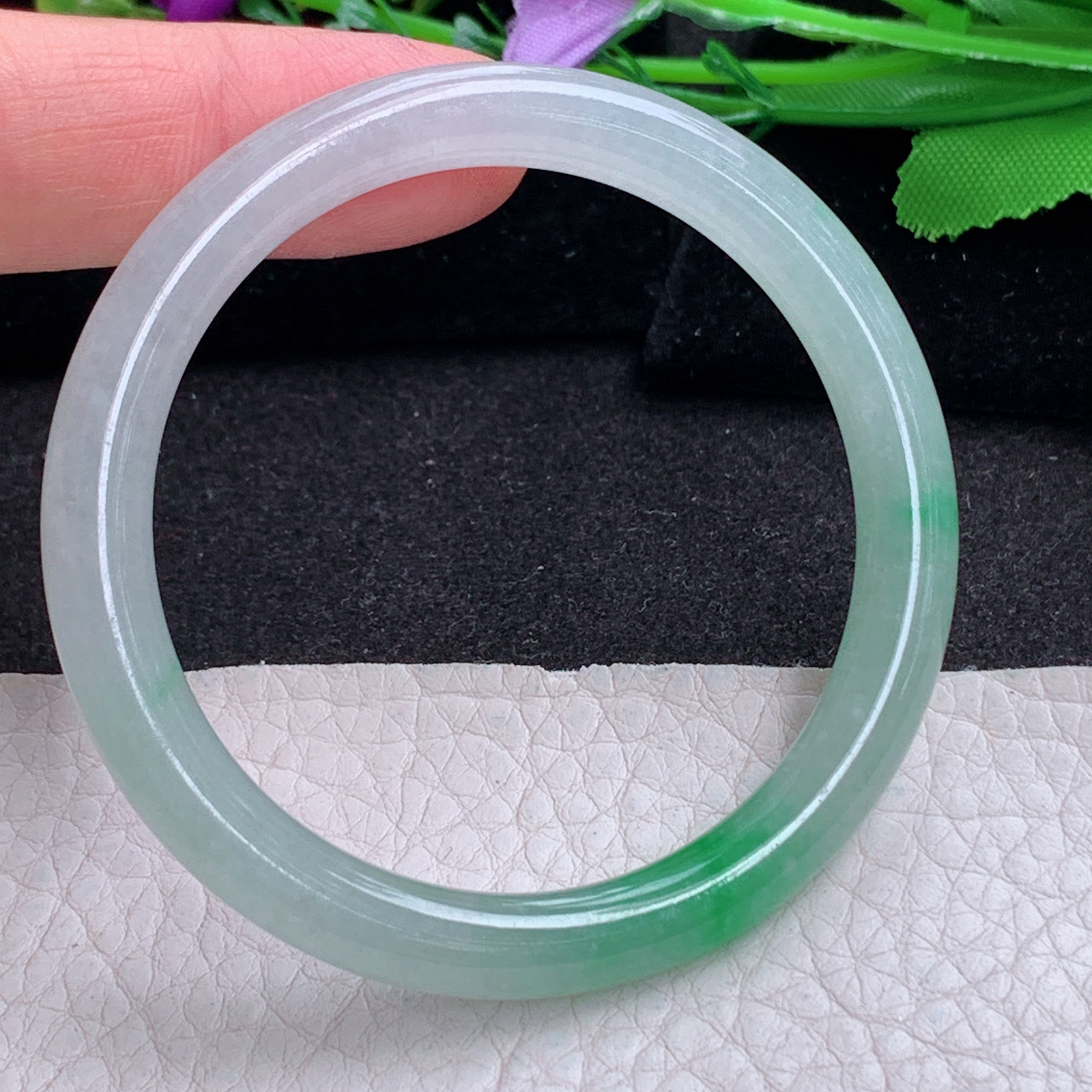 ay小圈口49*6.7*7叮当镯 天然缅甸翡翠a货手镯飘阳绿圆条玉镯子