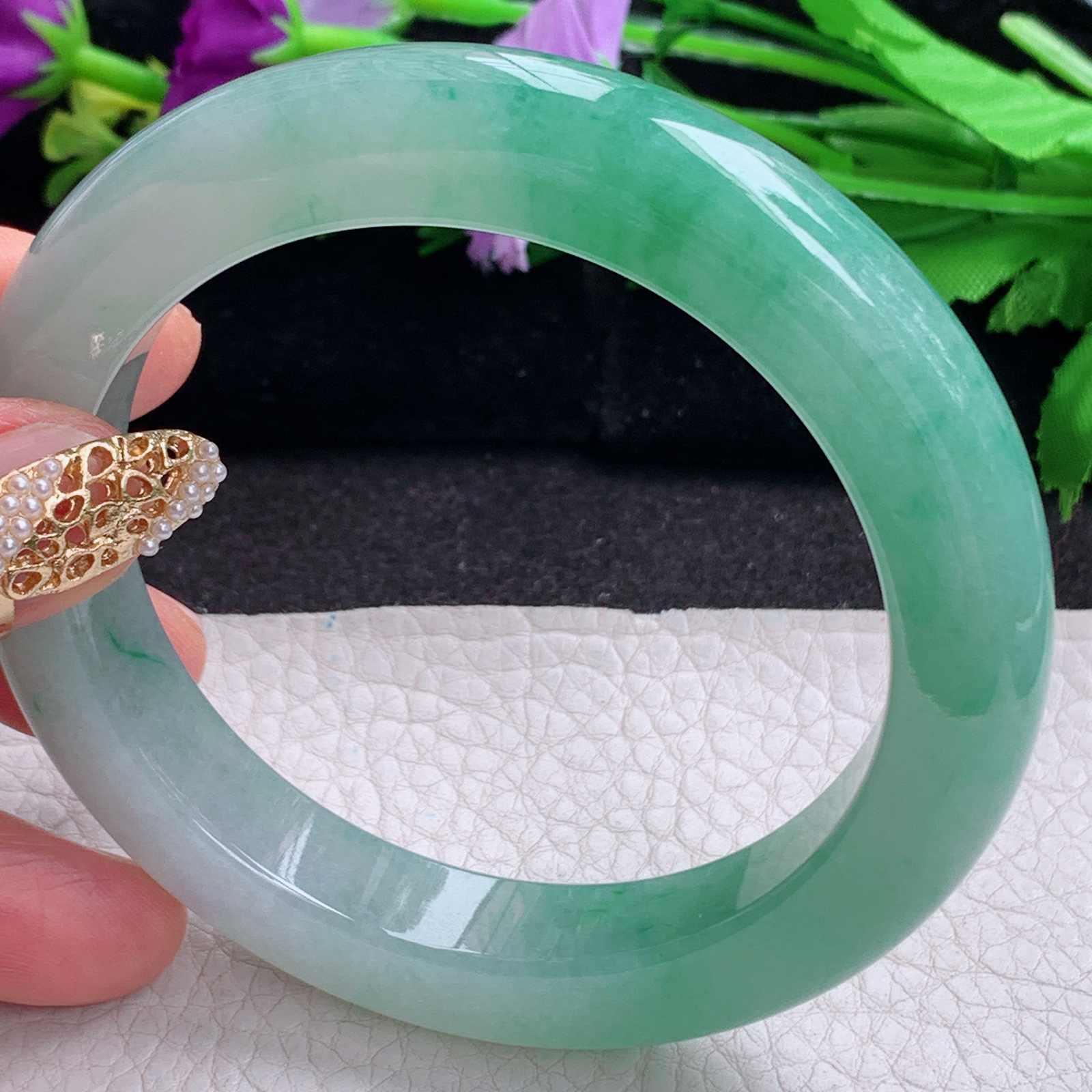 nr大圈口61*12*10.5平安镯 天然缅甸翡翠a货手镯冰胶飘绿正圈玉镯子