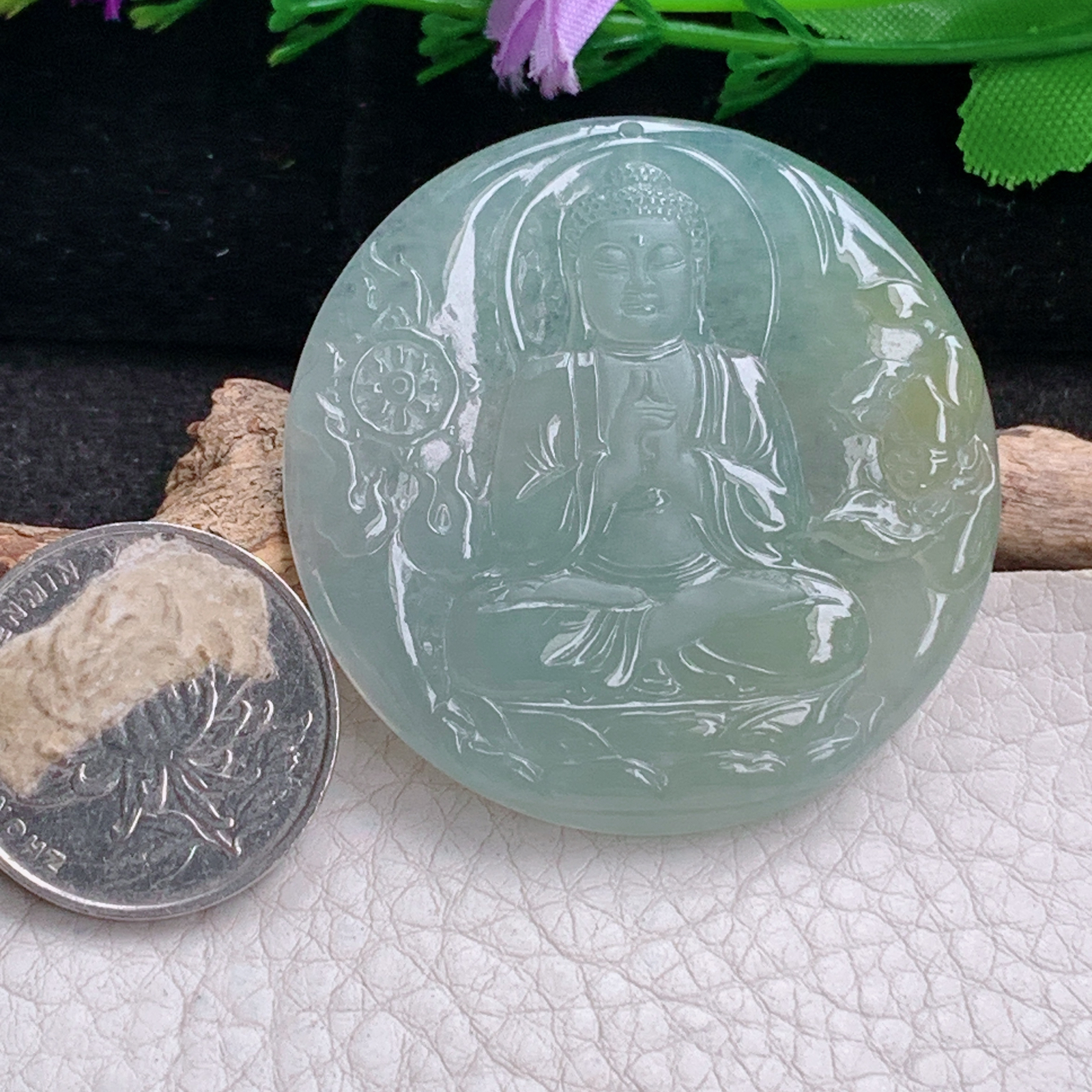 ktj实拍46.6*5天然缅甸翡翠精雕冰双彩大日如来佛祖 花开见佛玉吊坠 玉挂件