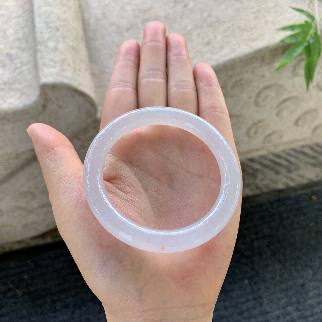 圆条51 52【圈口】52.8/8.5/8.7【编码】A1031873【描述】糯冰粉紫，水润，种老，