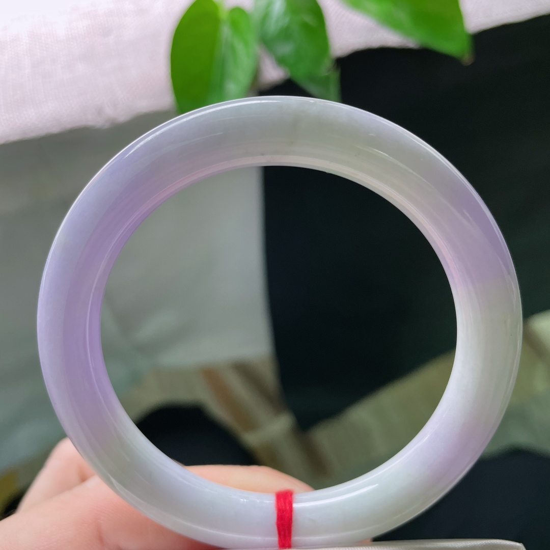 56.2/9.4，紫罗兰圆条，水头好，肉质细腻干净，紫气东来，财运亨通。皮纹，ss50511a