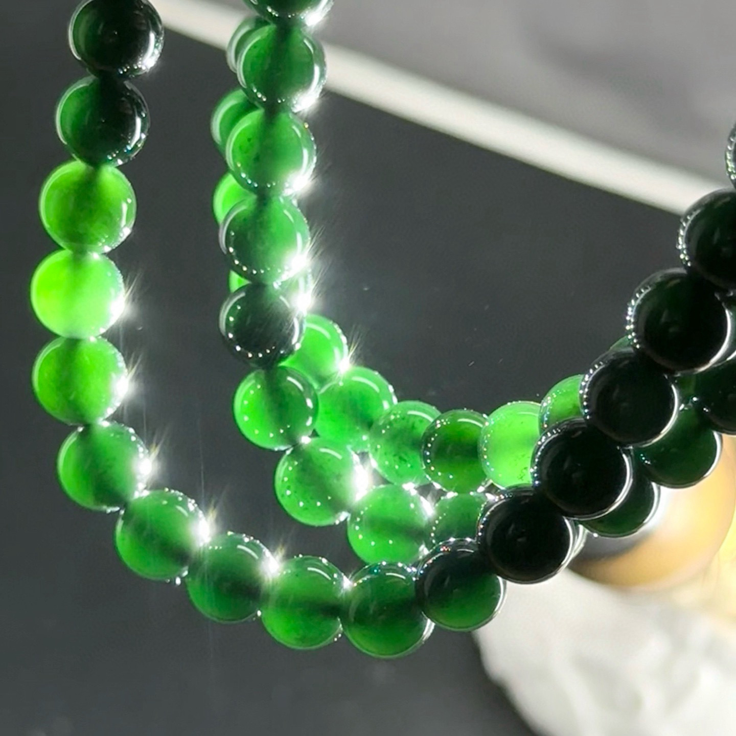 精品墨翠卡7mm长珠子手串 种好色正 黑度好 打灯通透