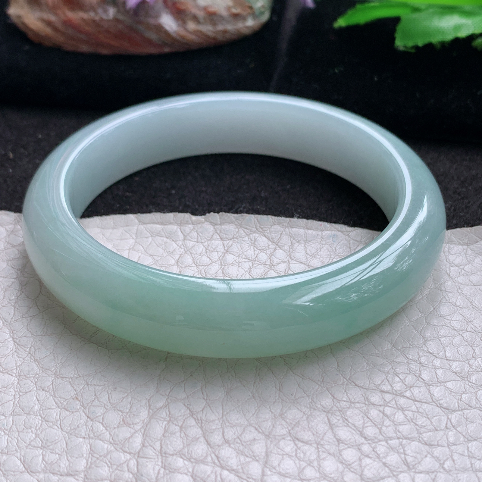 js实拍55*12*8.3招财镯 天然翡翠a货手镯水润清新双彩正圈玉镯子