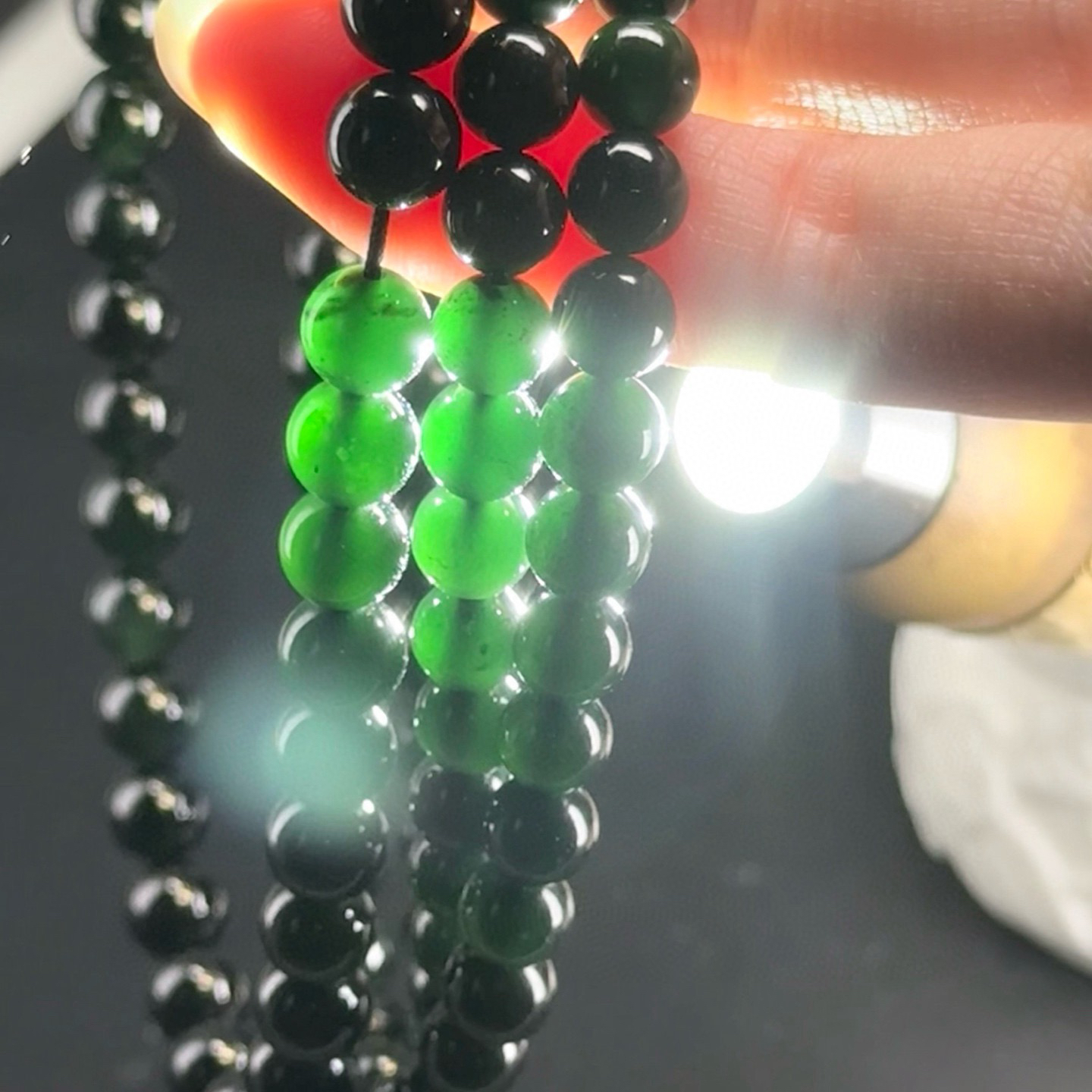 精品墨翠卡7mm长珠子手串 种好色正 黑度好 打灯通透