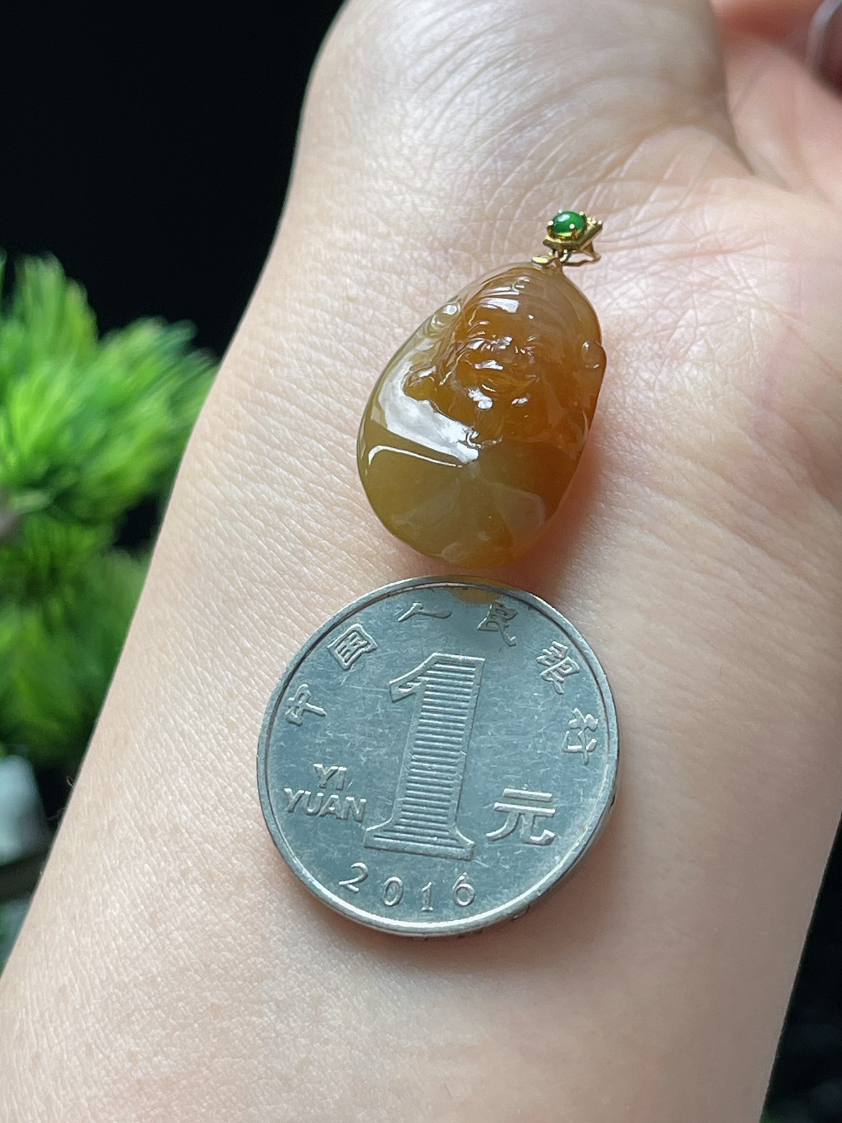 18k金翡翠冰糯种黄财神挂件