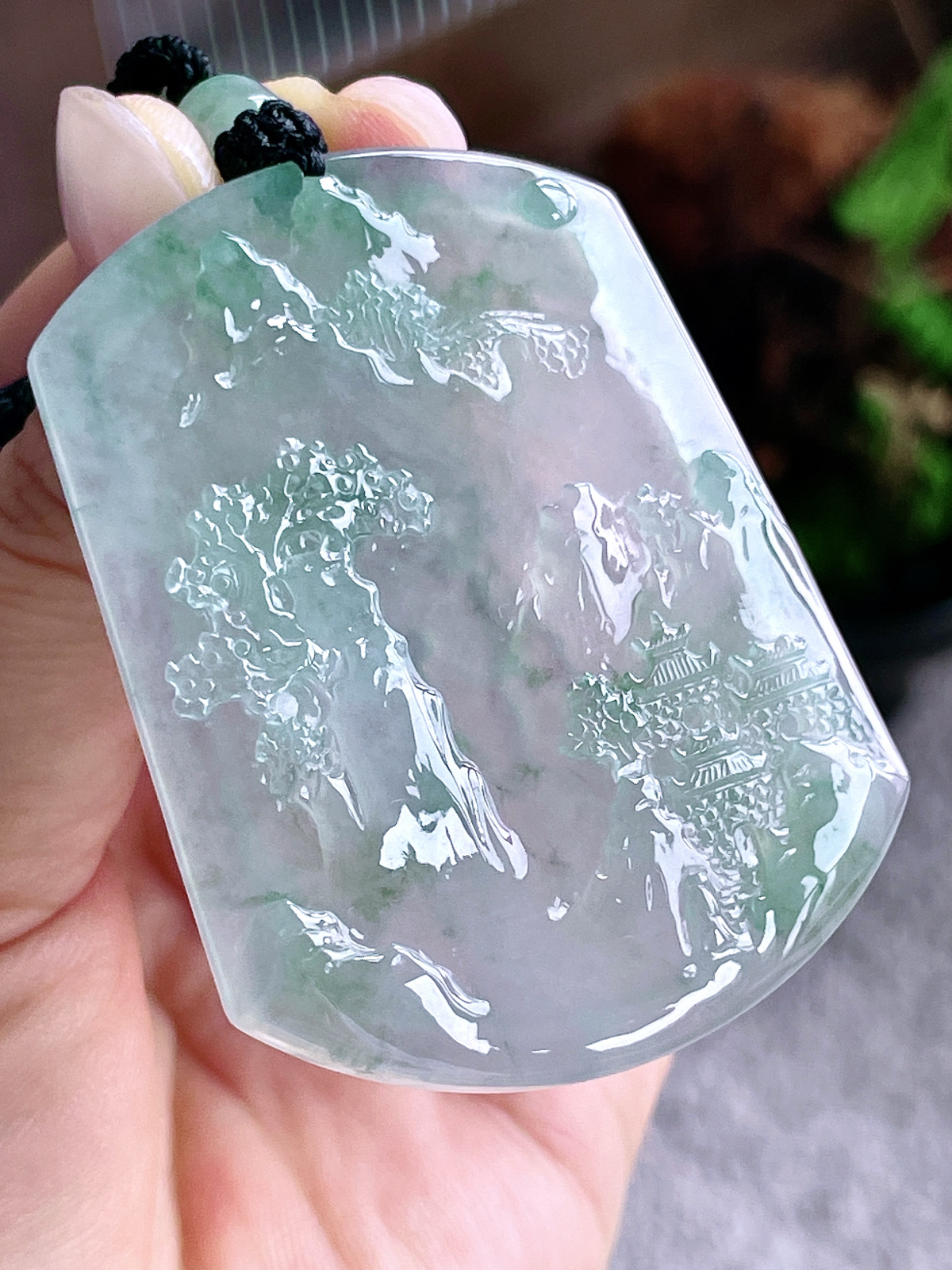 【裸石】冰飘花山水牌大山水牌吊坠
【说明】缅料 性价比高  
【尺寸】56-42.7-5