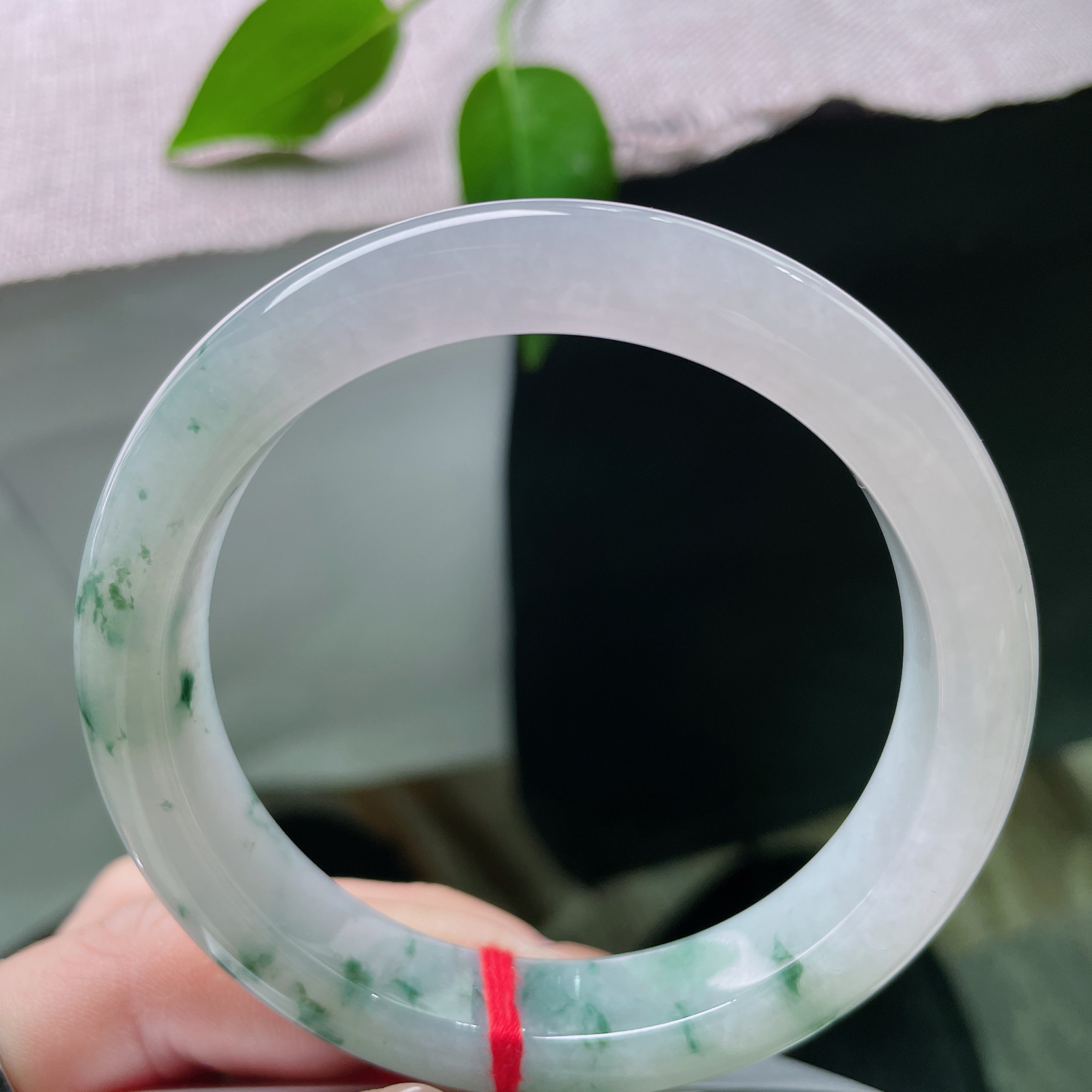 59.2/11.9/8.9，飘花正圈，冰底澄澈，飘花灵动， 无暇