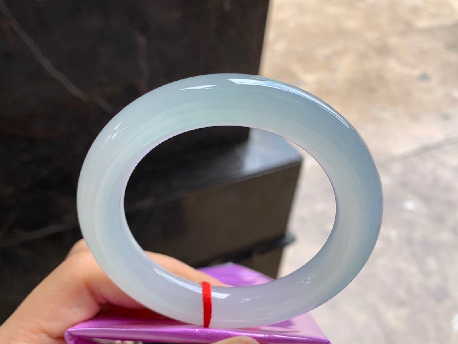 56-11.6

冰种圆条手镯^_^水润冰透 清新