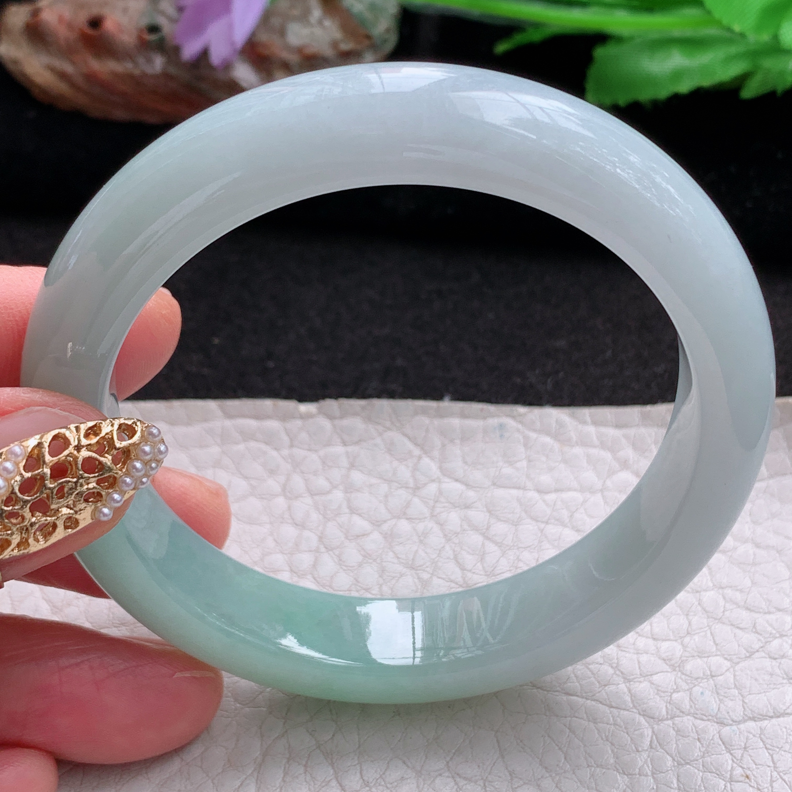 js实拍55*12*8.3招财镯 天然翡翠a货手镯水润清新双彩正圈玉镯子