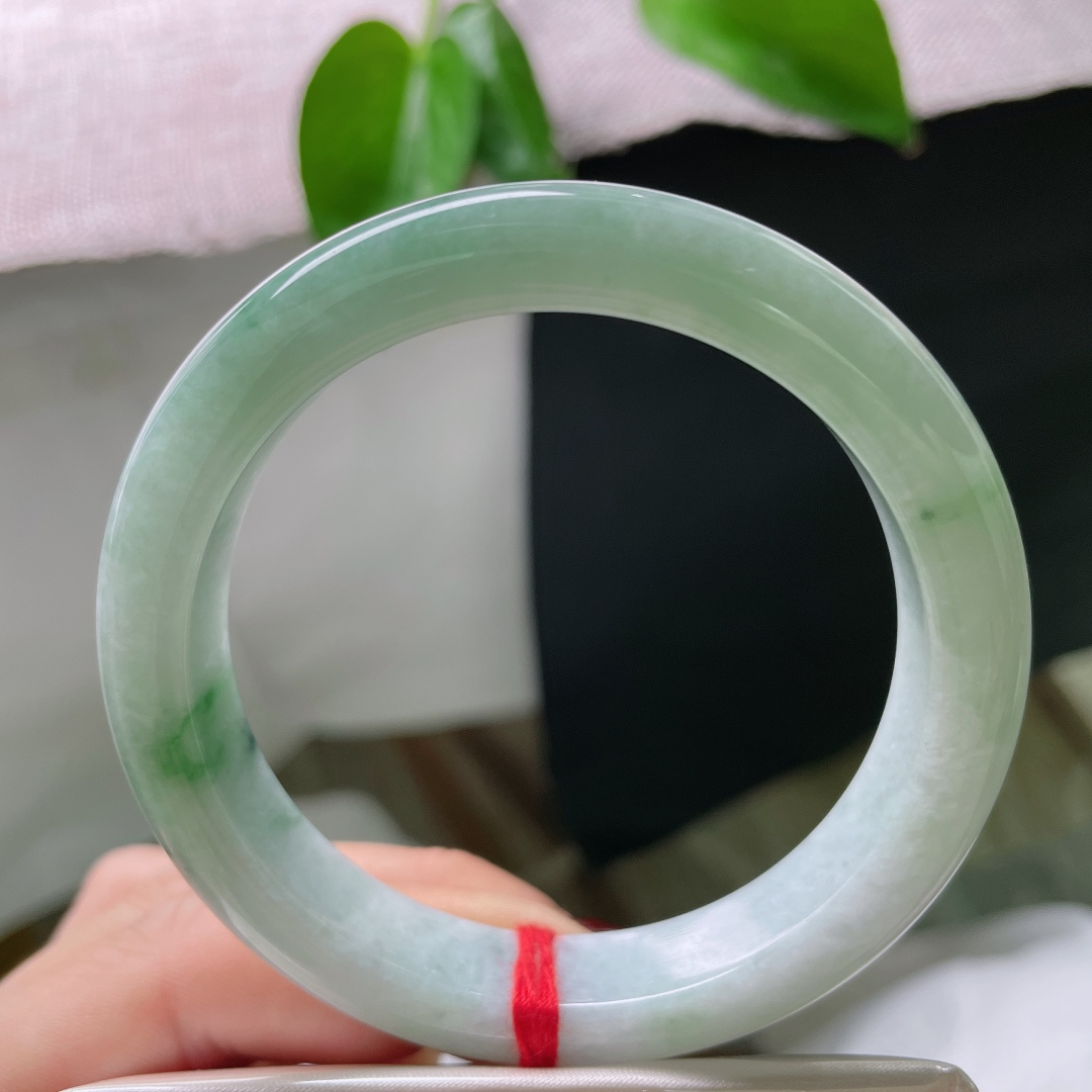 56.5/12.1/8.3，飘花正圈，水头好，种老，杏花微雨，衣袂翻飞，晶体纹，ss50698a