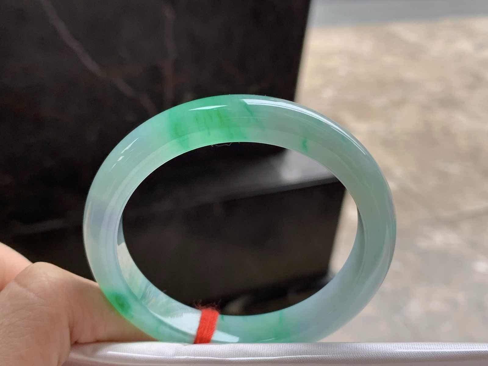 51-6.9-7.8

飘绿手镯^_^色阳