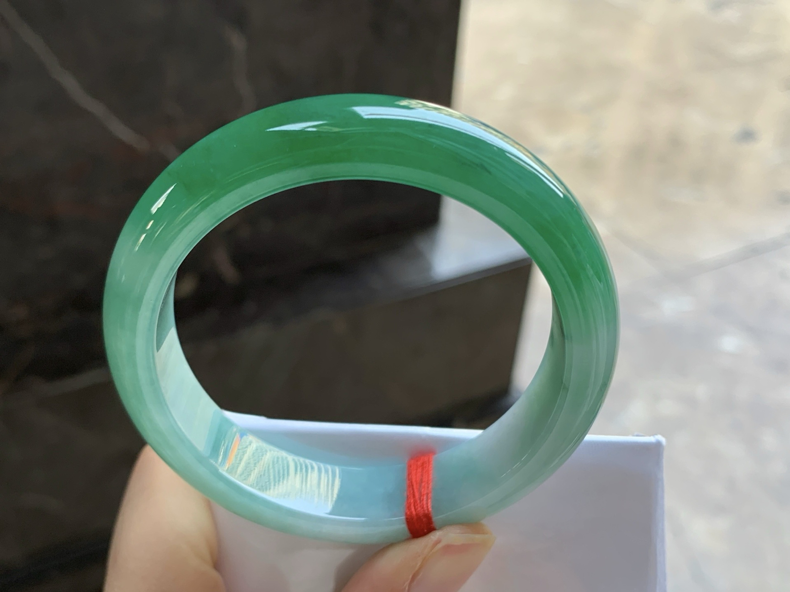 55-14-8.2

浓绿色手镯^_^颜色鲜艳