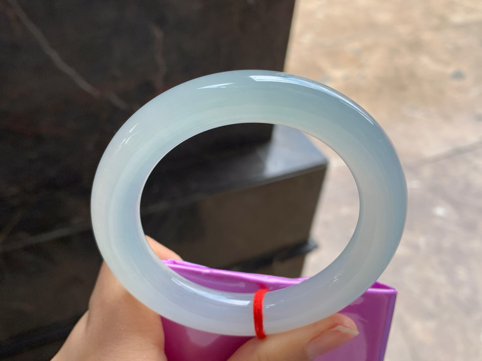 56-11.6

冰种圆条手镯^_^水润冰透 清新