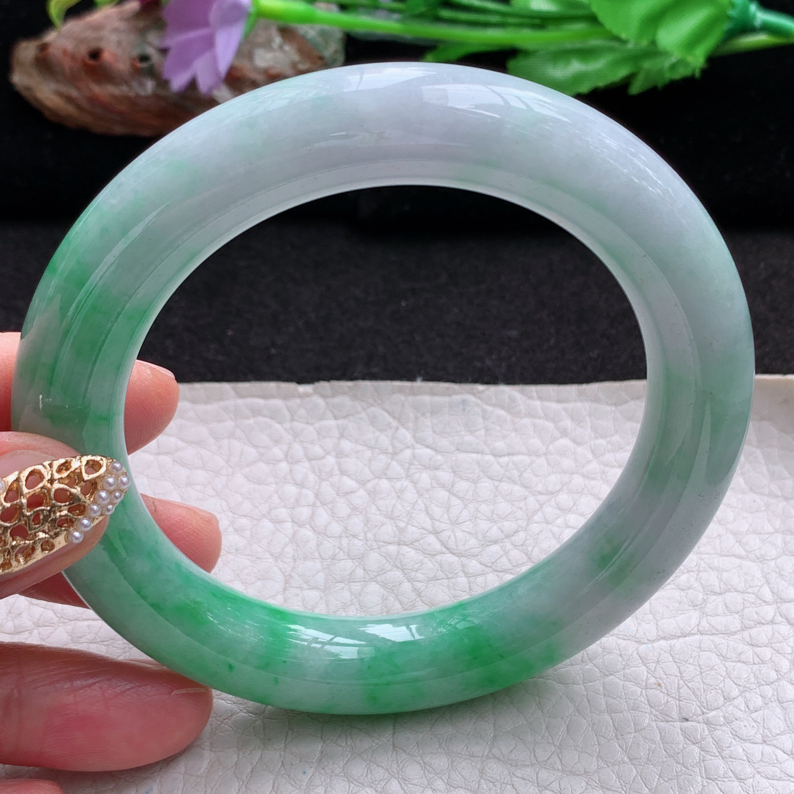 jx大圈口60*11.5*11.8招财美人镯 天然翡翠a货手镯飘绿花圆条正圈玉镯子