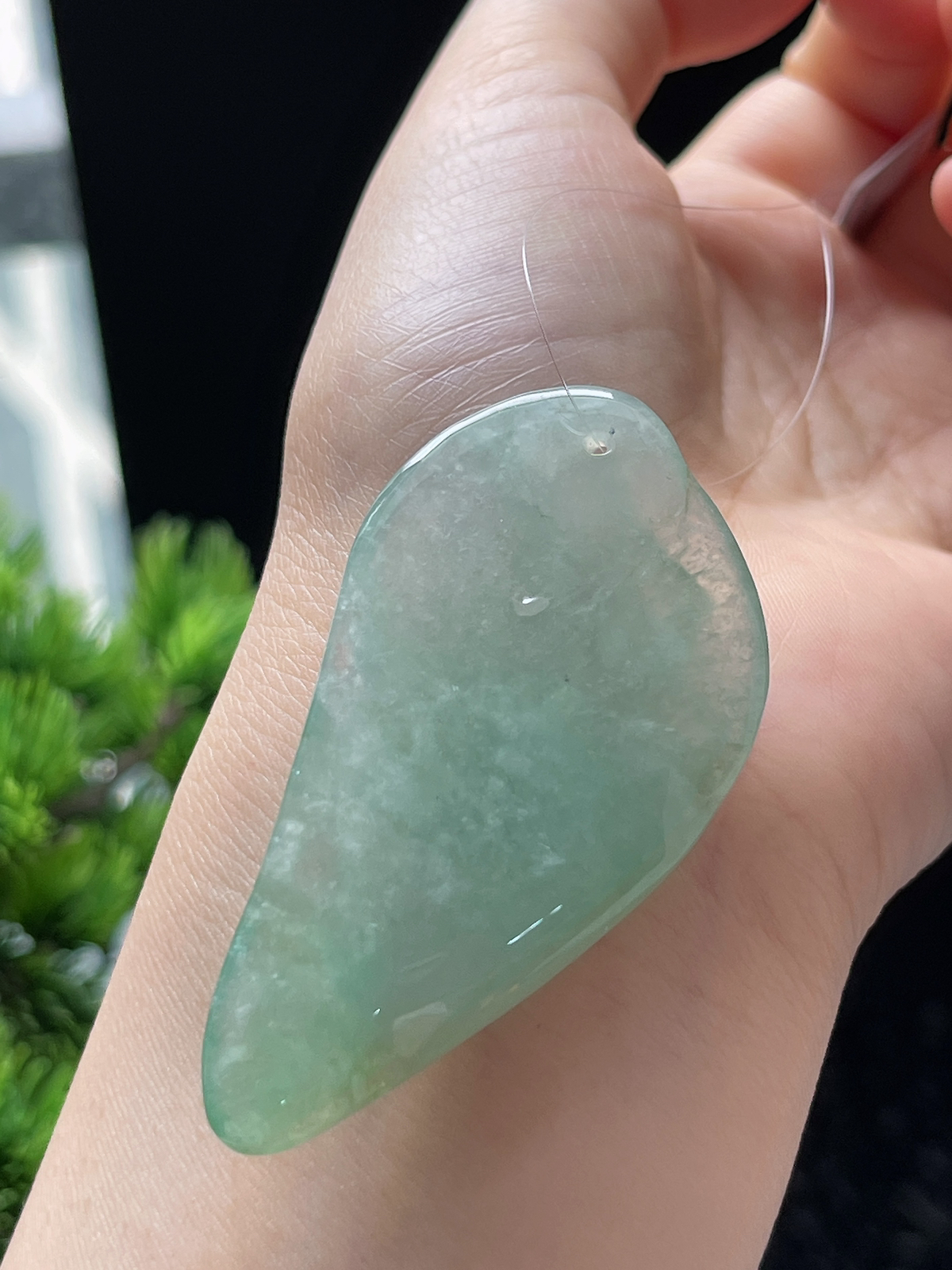 翡翠冰糯种淡绿色佛公