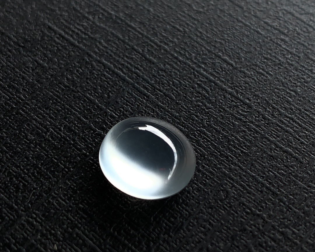 ️ 高冰蛋面，种水兼具，盈润透亮
尺寸11.2×10.3×5.7