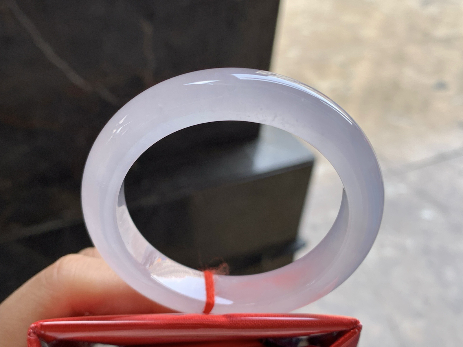 51-11.7-8.3

冰种手镯^_^透亮 荧光十足