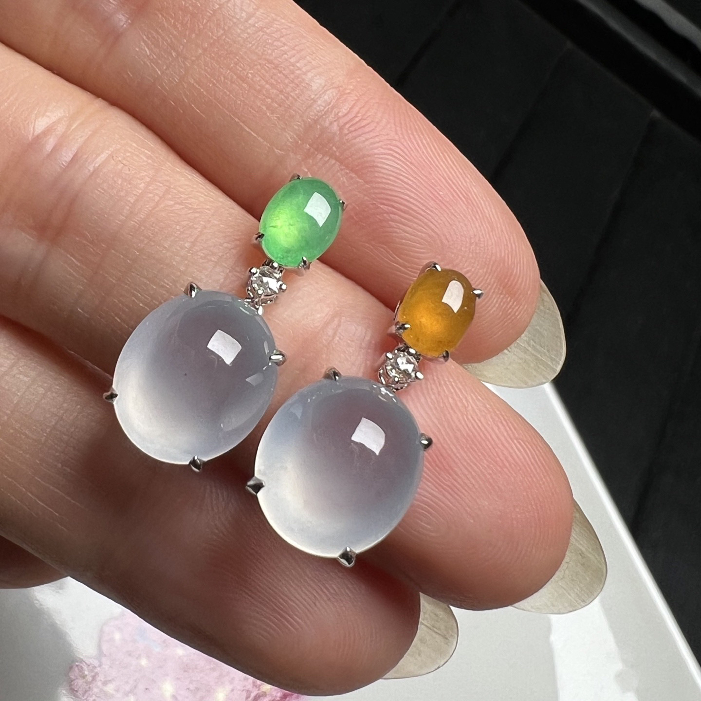 ️18k金钻石镶嵌冰种翡翠白冰大蛋面耳钉耳坠搭配阳绿黄翡双彩蛋面天然缅甸A货