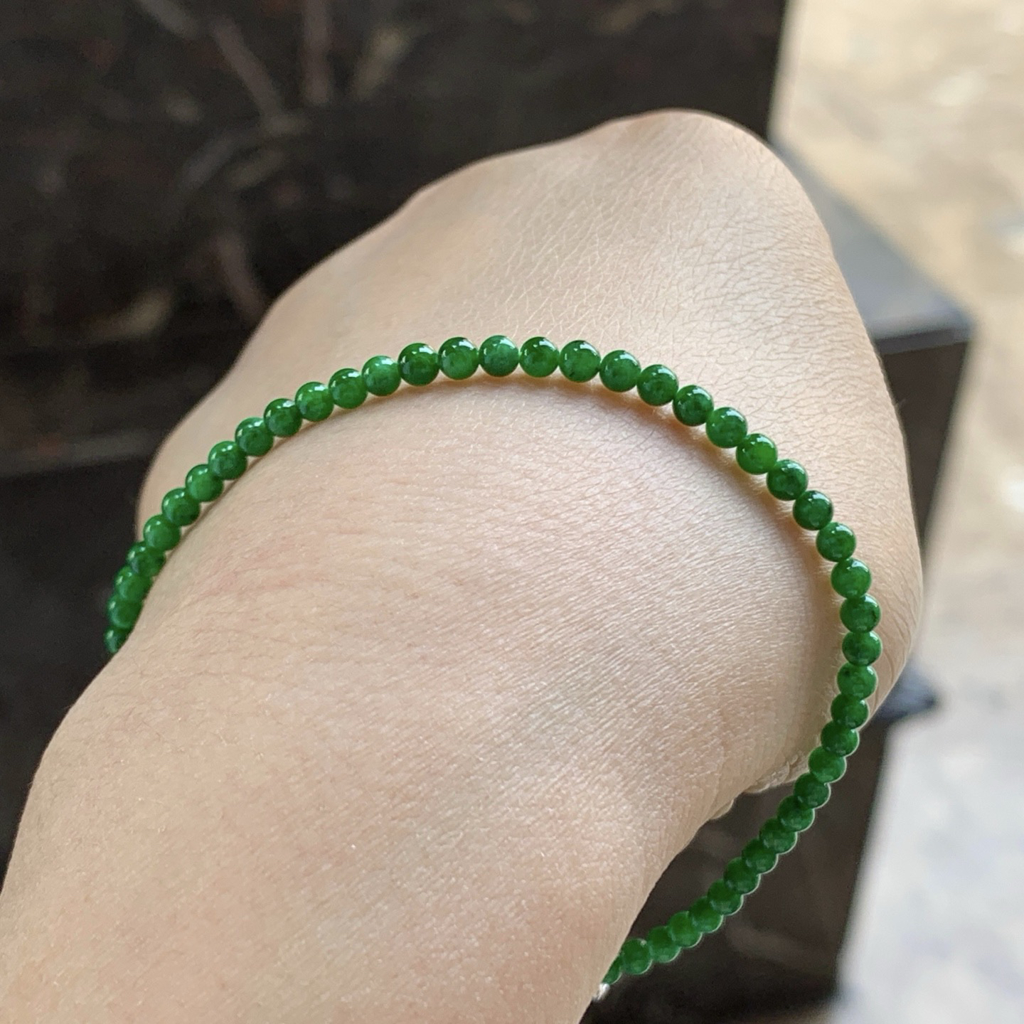 辣绿色手串^_^鲜艳