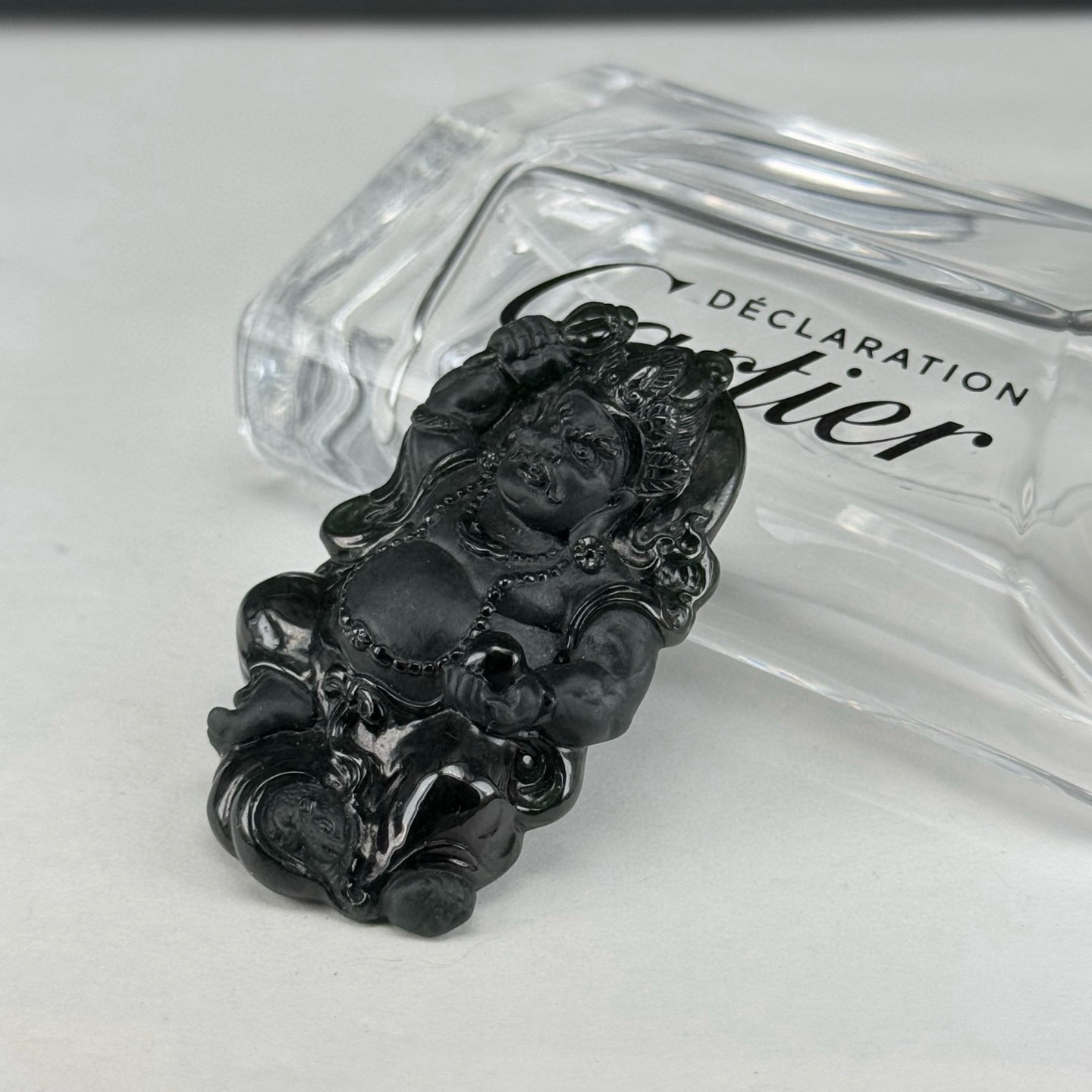 精品墨翠大黑天 种好色正 黑度好 打灯通透 尺寸52.9